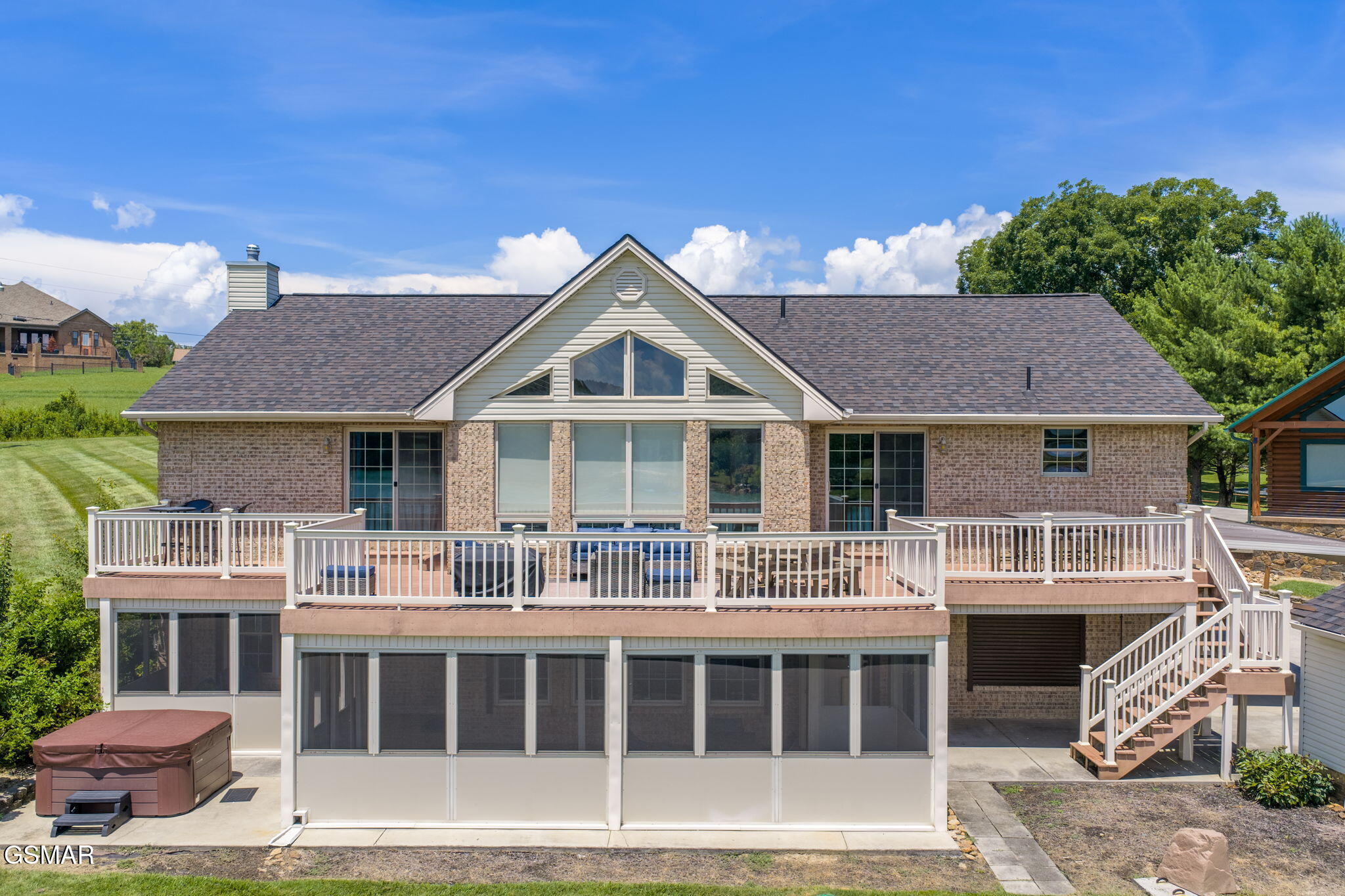 1820 Harbor Hills Lane Dandridge TN 37725