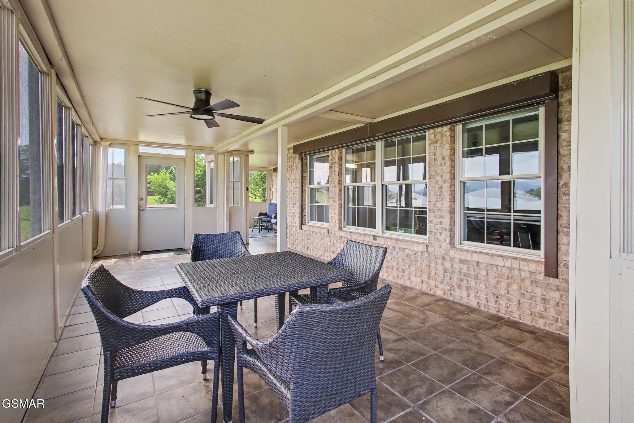 1820 Harbor Hills Lane Dandridge TN 37725