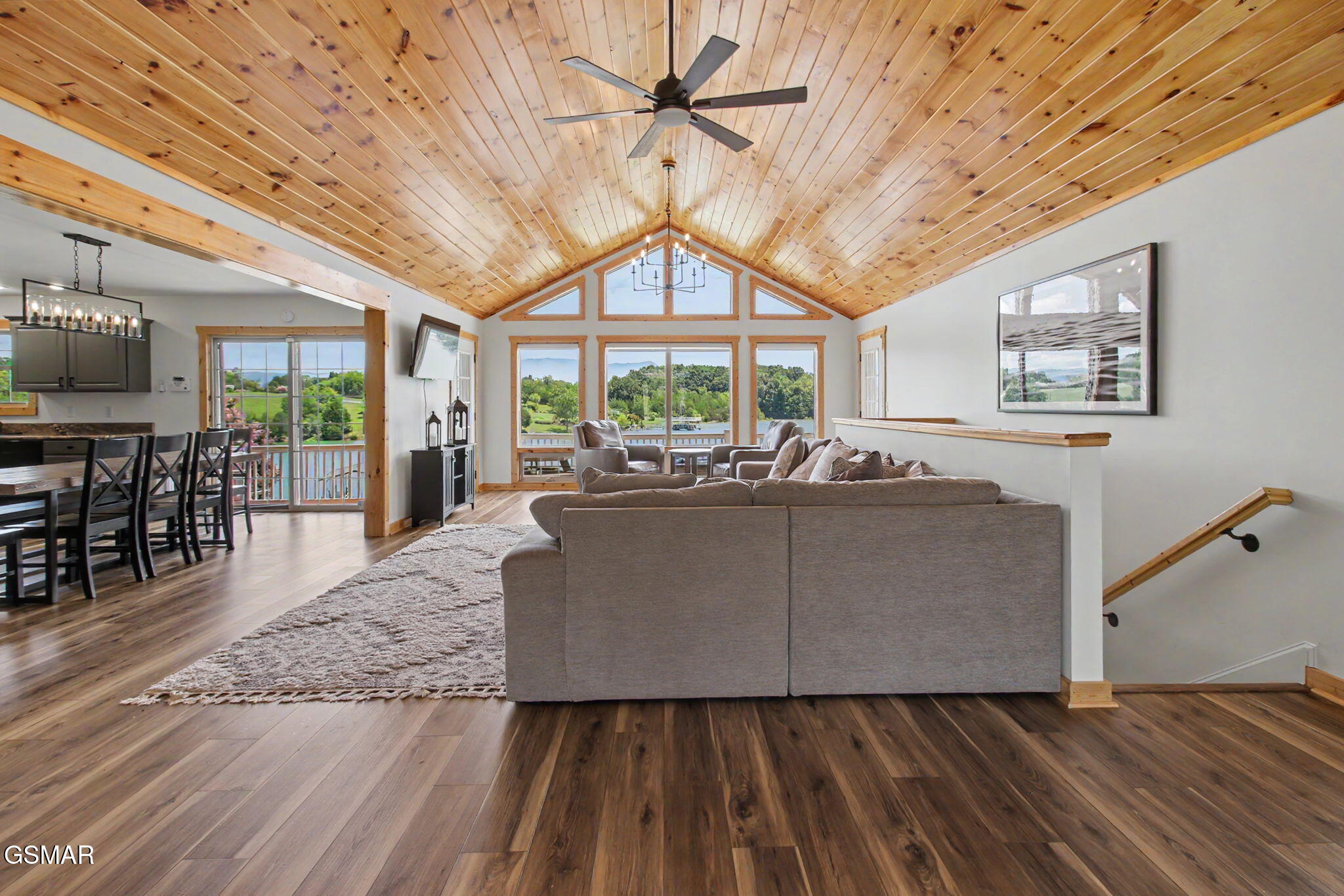 1820 Harbor Hills Lane Dandridge TN 37725