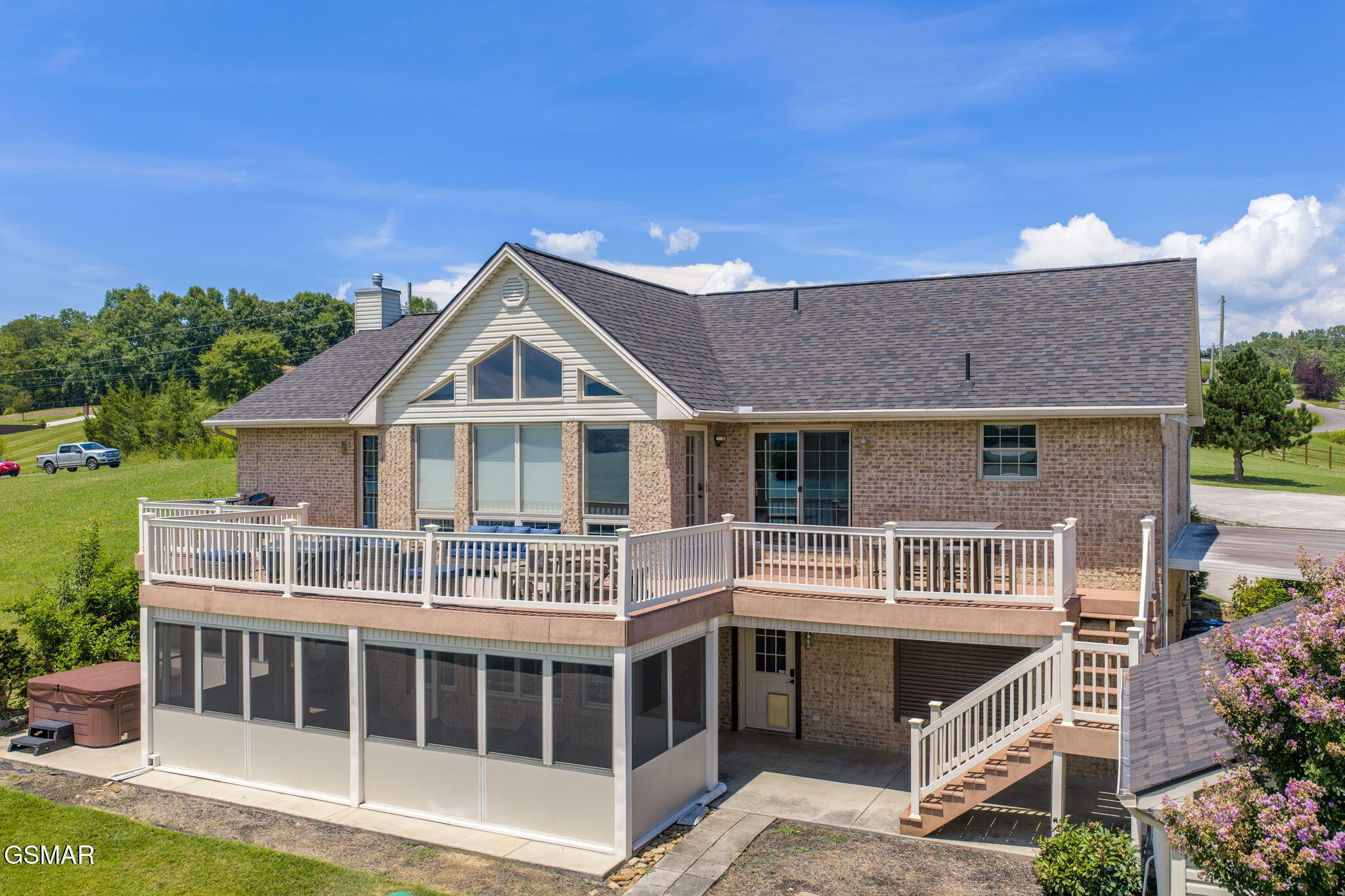 1820 Harbor Hills Lane Dandridge TN 37725