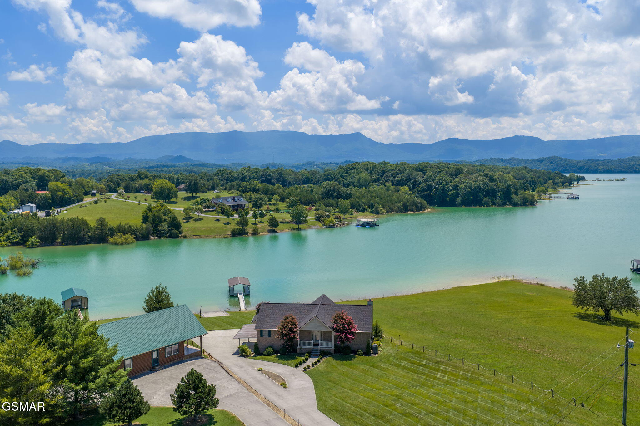 1820 Harbor Hills Lane Dandridge TN 37725