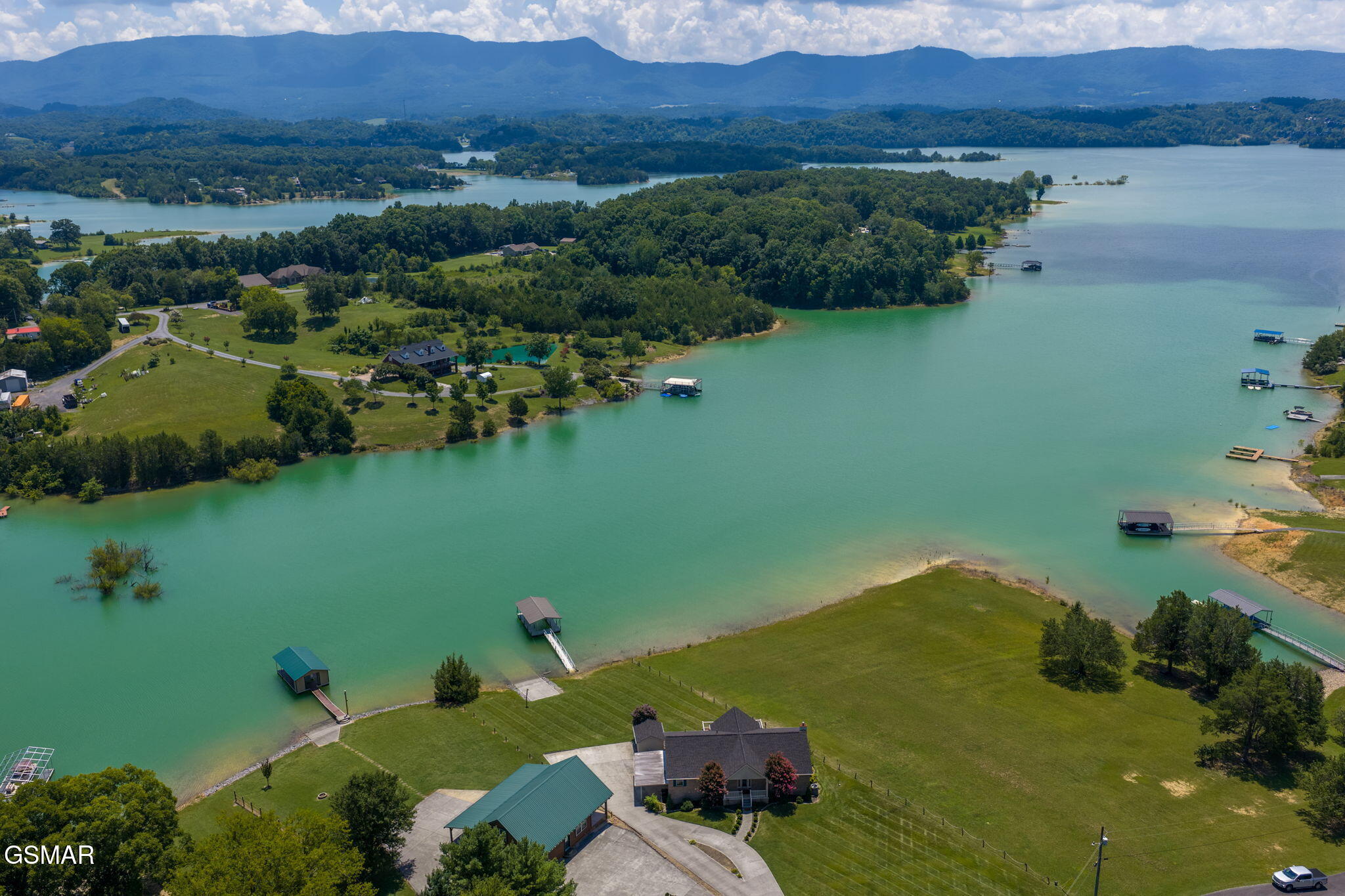 1820 Harbor Hills Lane Dandridge TN 37725