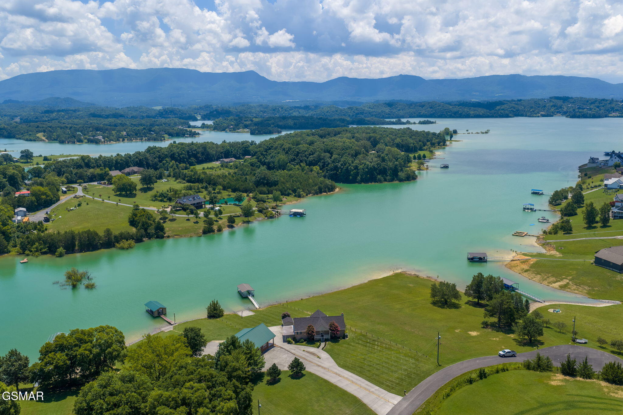 1820 Harbor Hills Lane Dandridge TN 37725