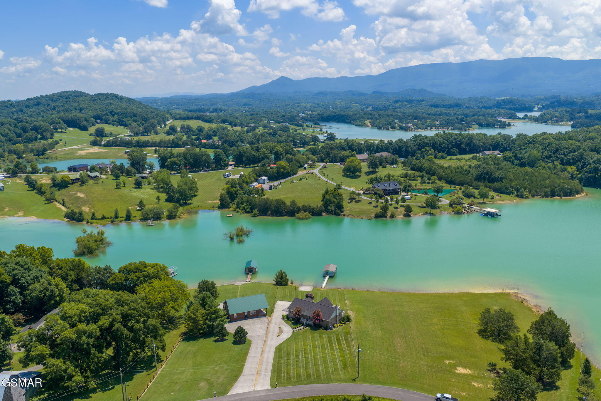 1820 Harbor Hills Lane Dandridge TN 37725