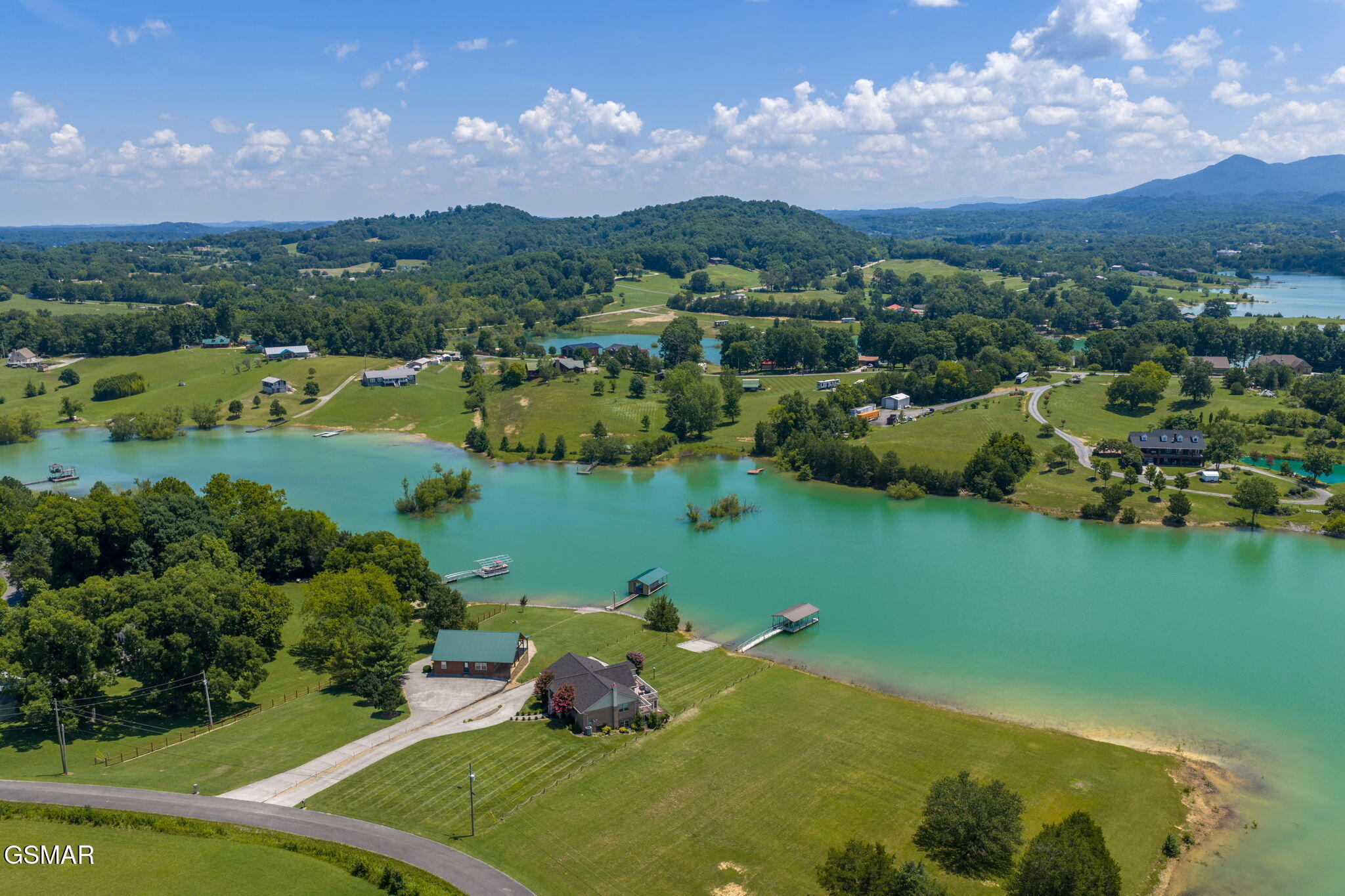 1820 Harbor Hills Lane Dandridge TN 37725