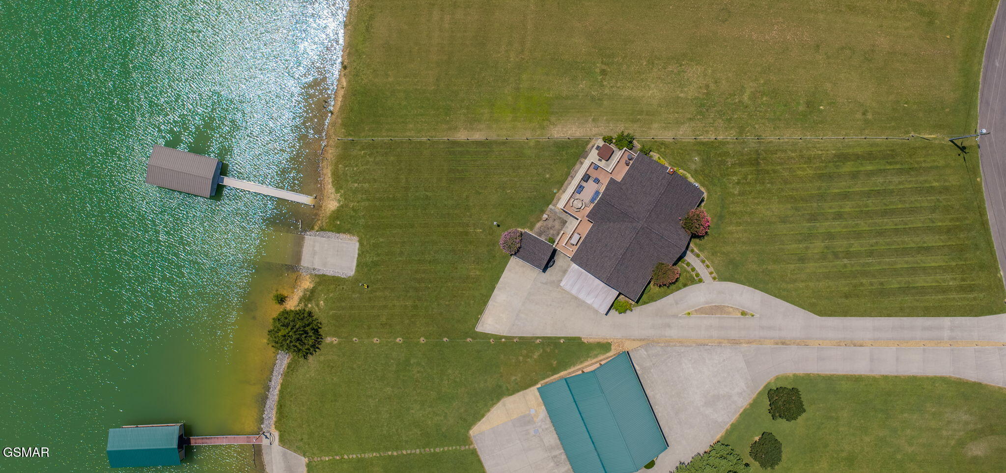 1820 Harbor Hills Lane Dandridge TN 37725