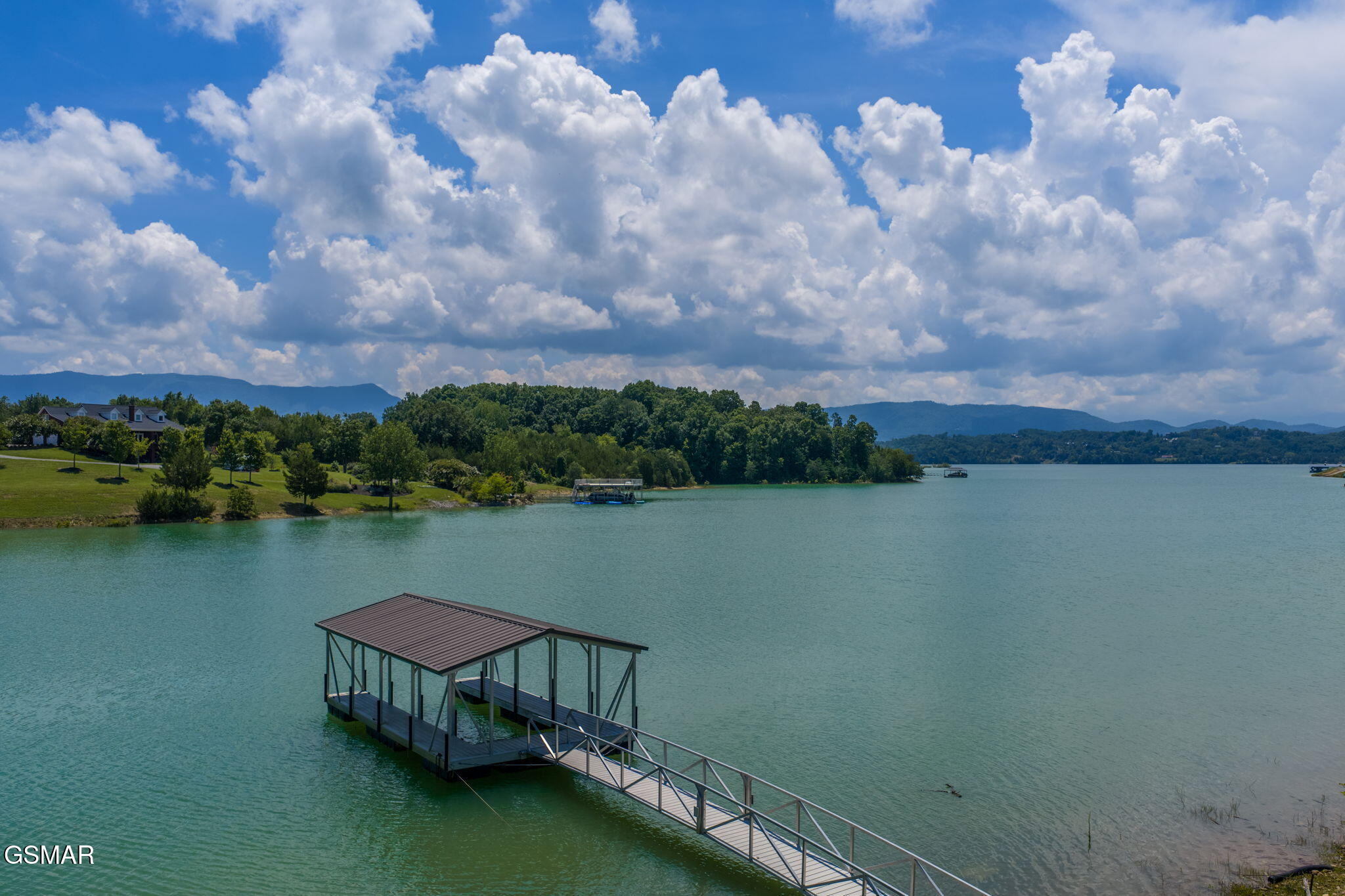 1820 Harbor Hills Lane Dandridge TN 37725