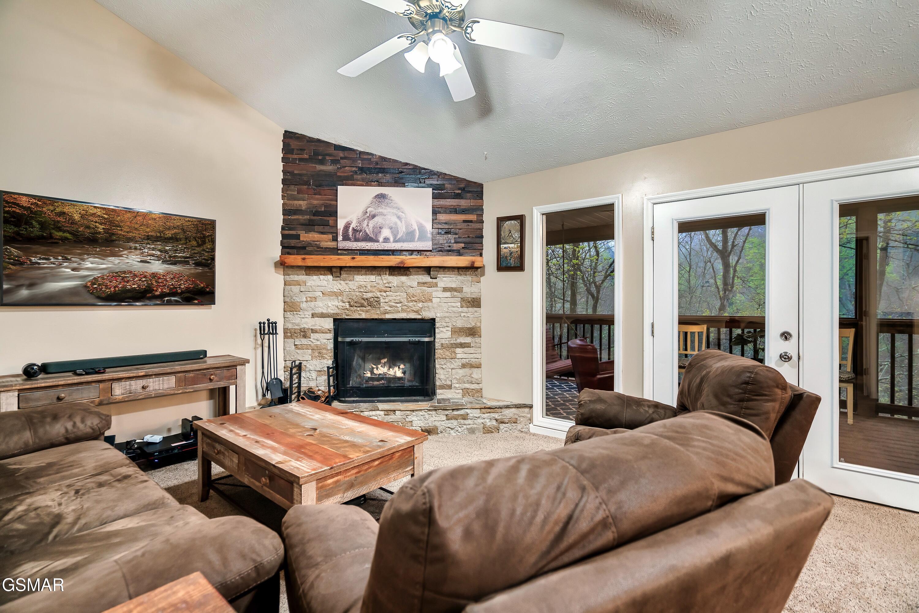 1544 Deer Browse Way Sevierville TN 37876
