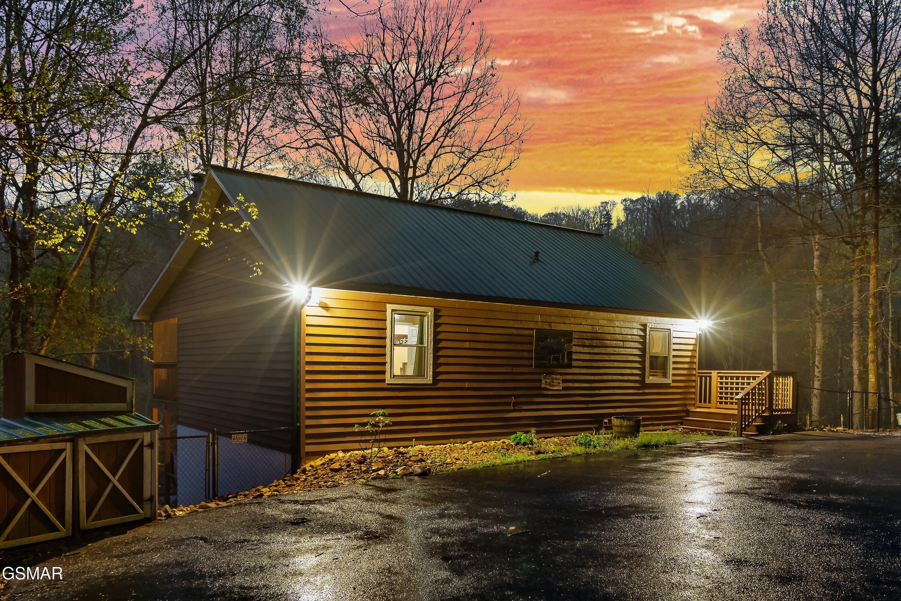 1544 Deer Browse Way Sevierville TN 37876