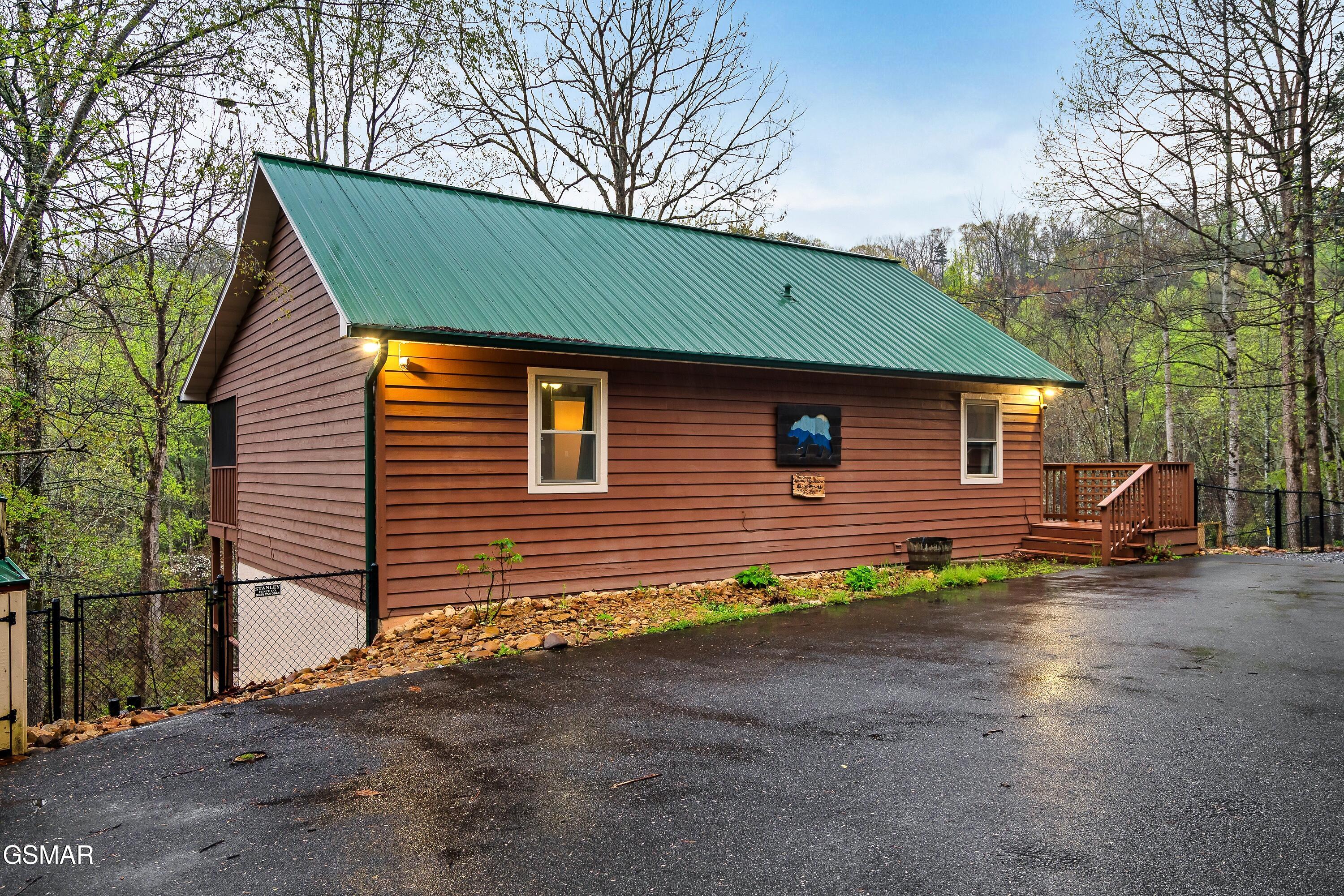 1544 Deer Browse Way Sevierville TN 37876