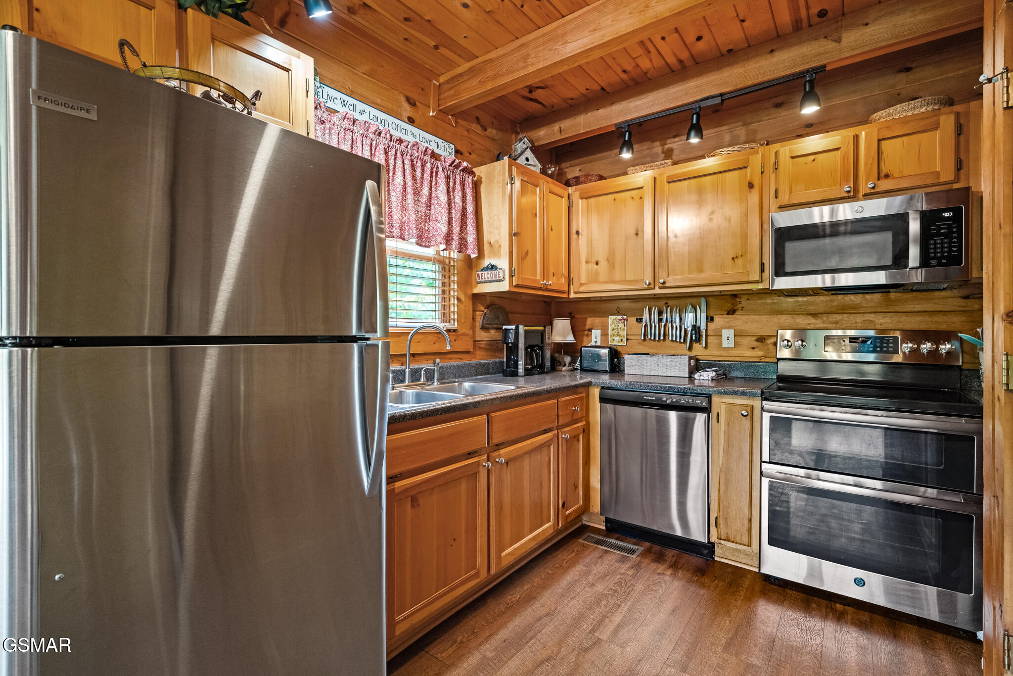 317 Brown Wren Way Gatlinburg TN 37738