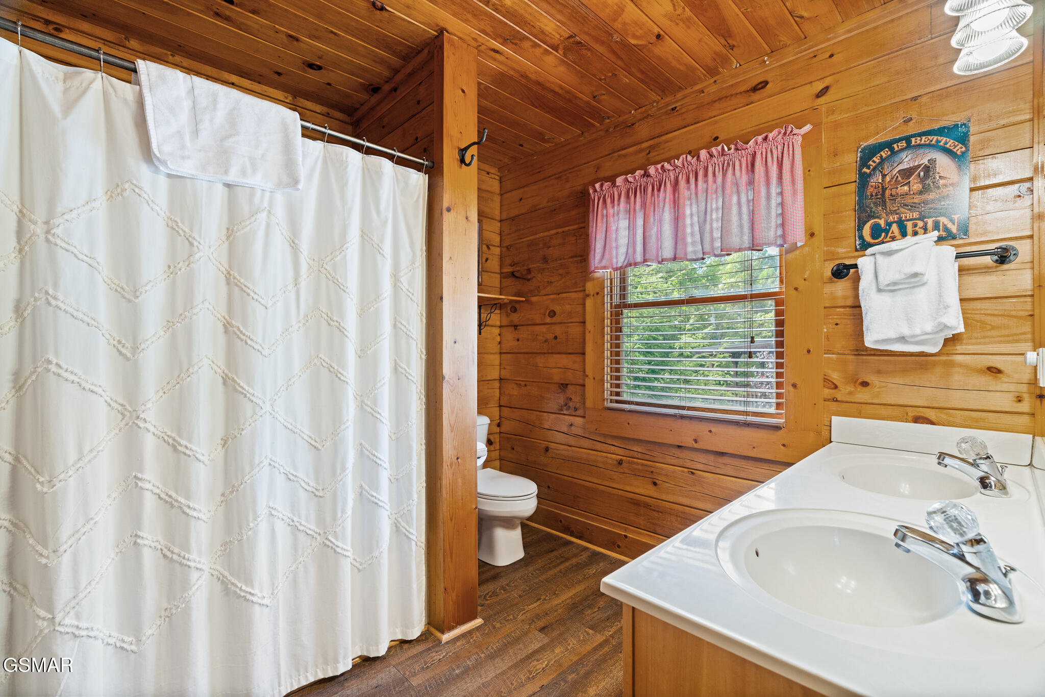 317 Brown Wren Way Gatlinburg TN 37738