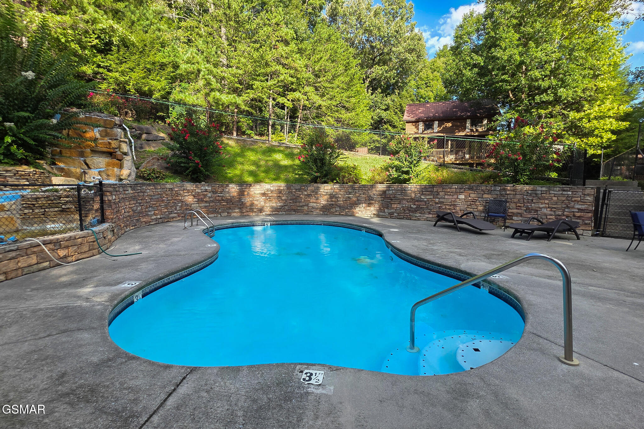 317 Brown Wren Way Gatlinburg TN 37738