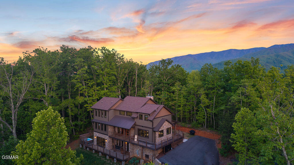 564 Thissa Way Gatlinburg TN 37738