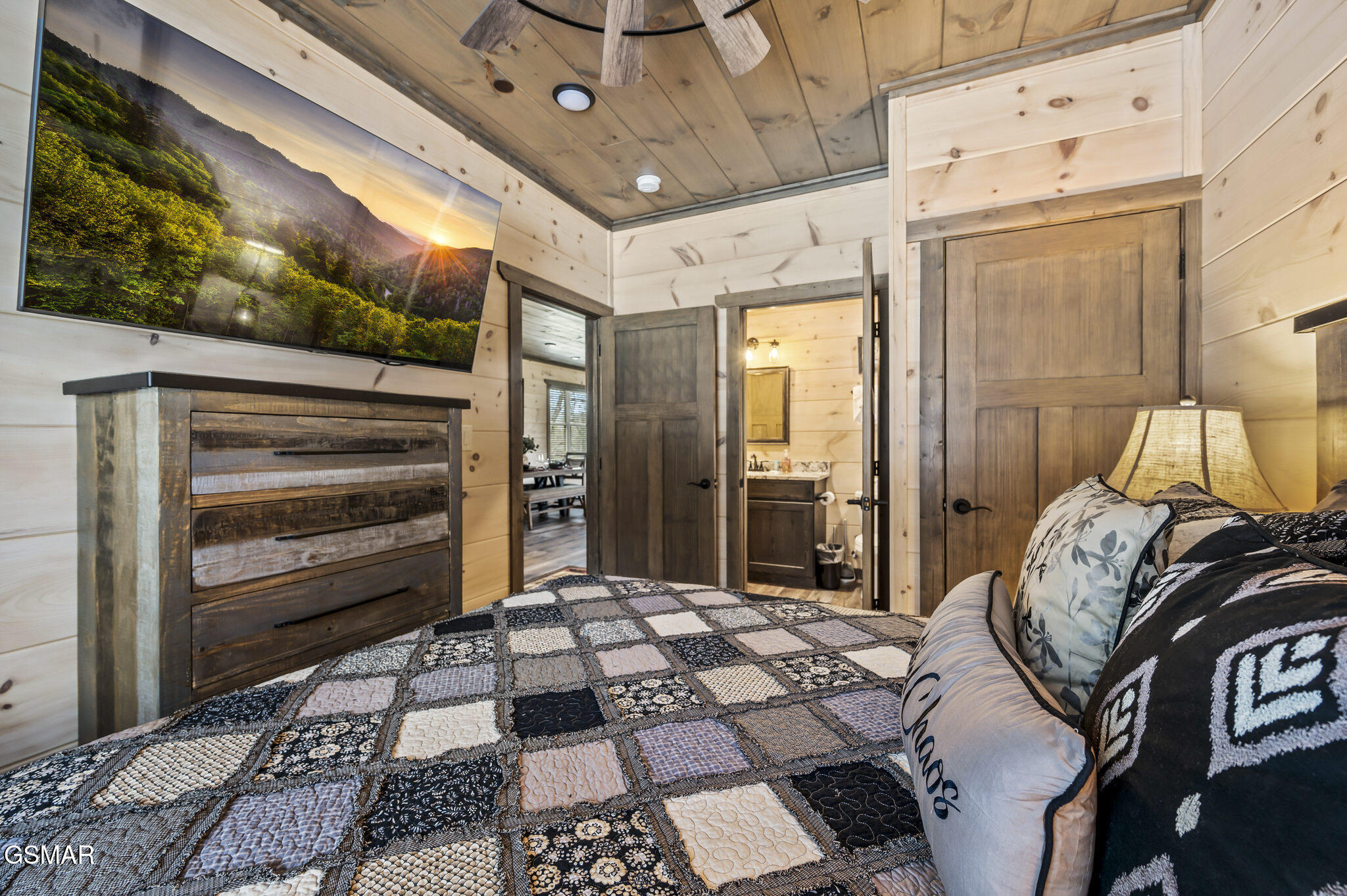 3140 Cherokee Valley Drive Sevierville TN 37862