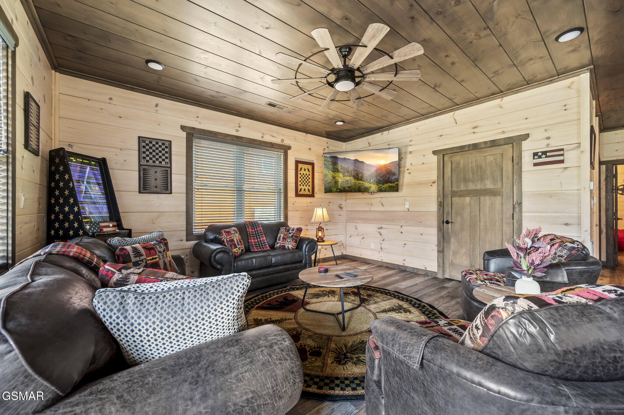 3140 Cherokee Valley Drive Sevierville TN 37862