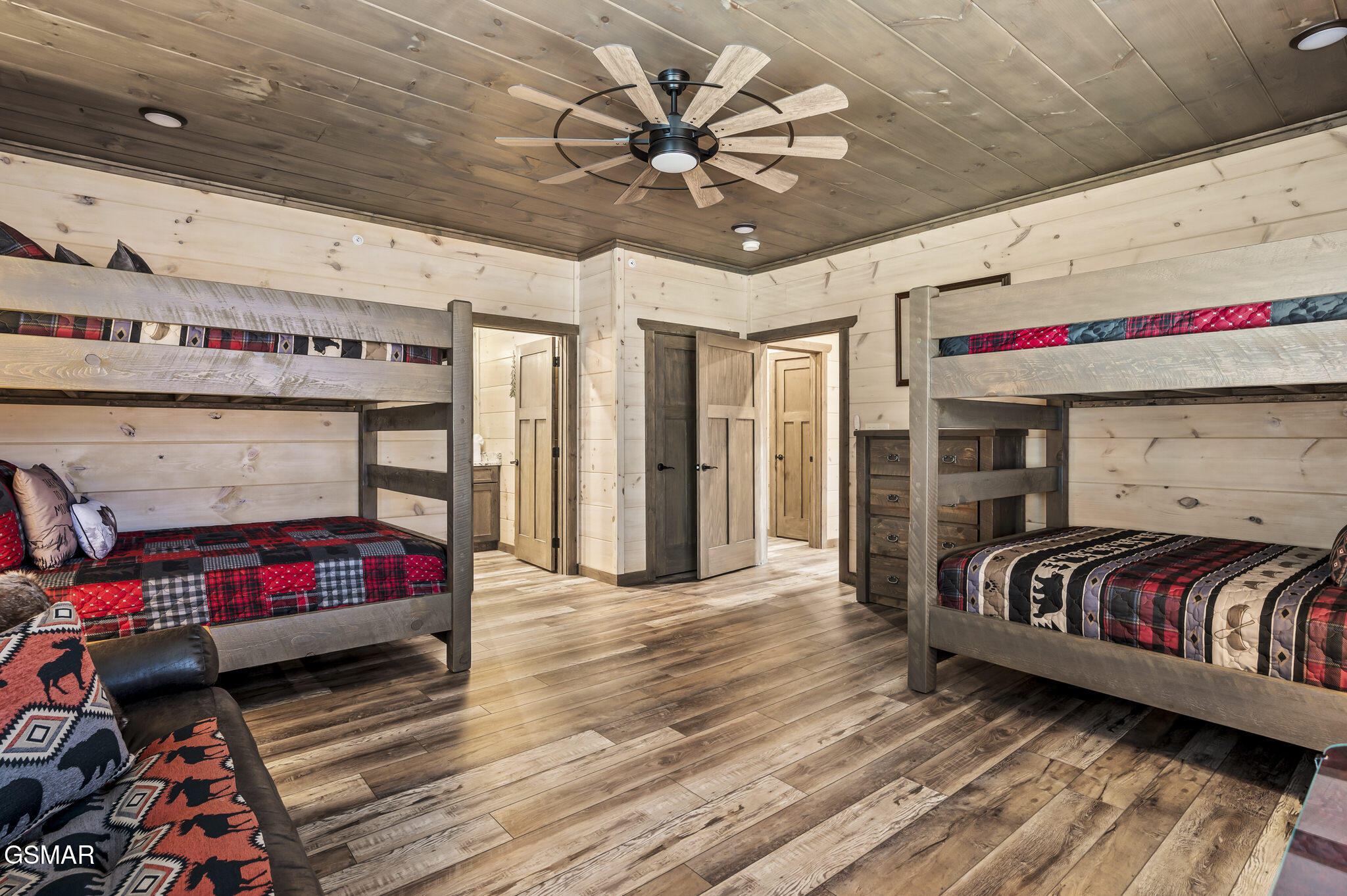 3140 Cherokee Valley Drive Sevierville TN 37862