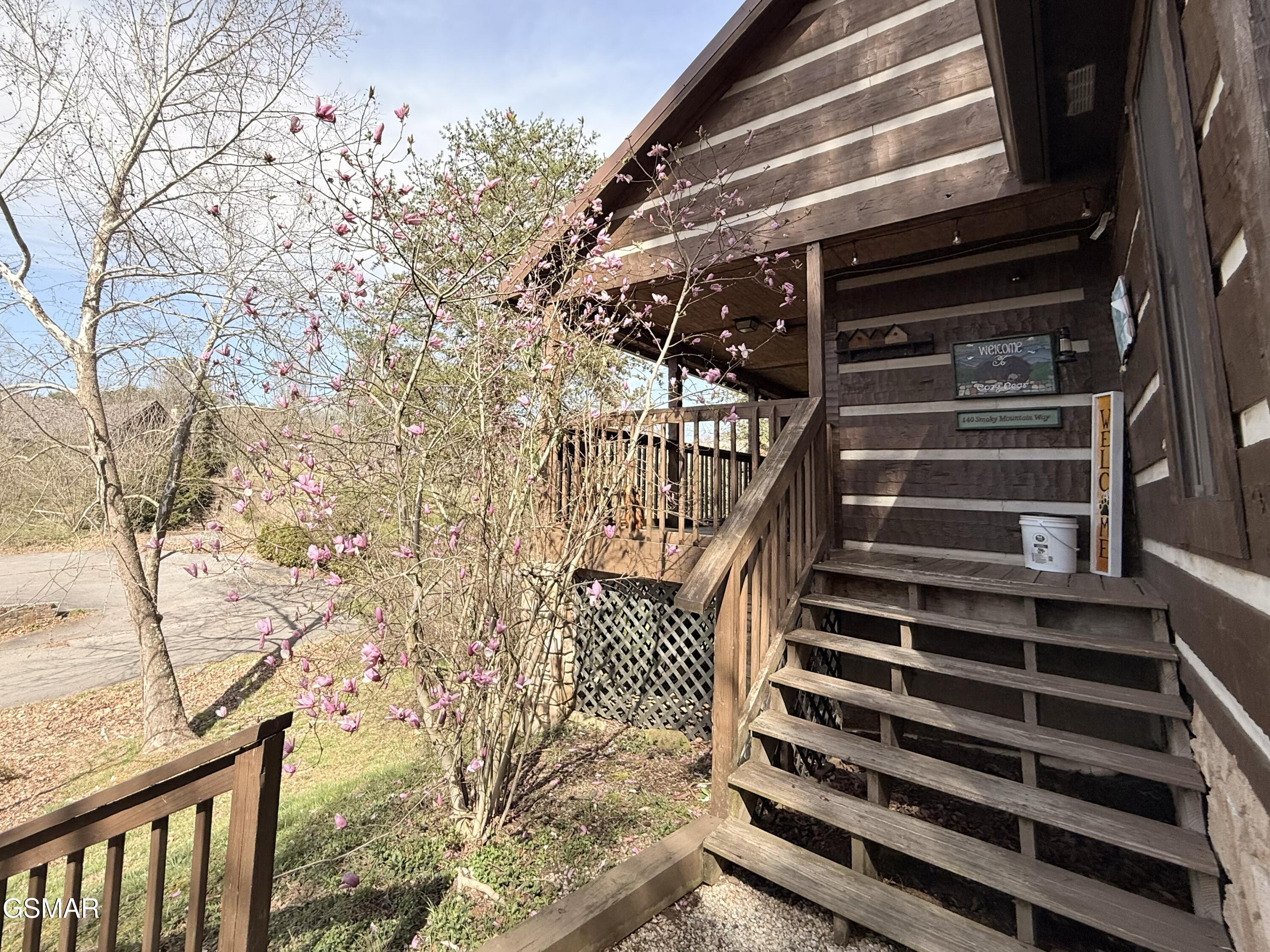 140 Smoky Mountain Way Sevierville TN 37876