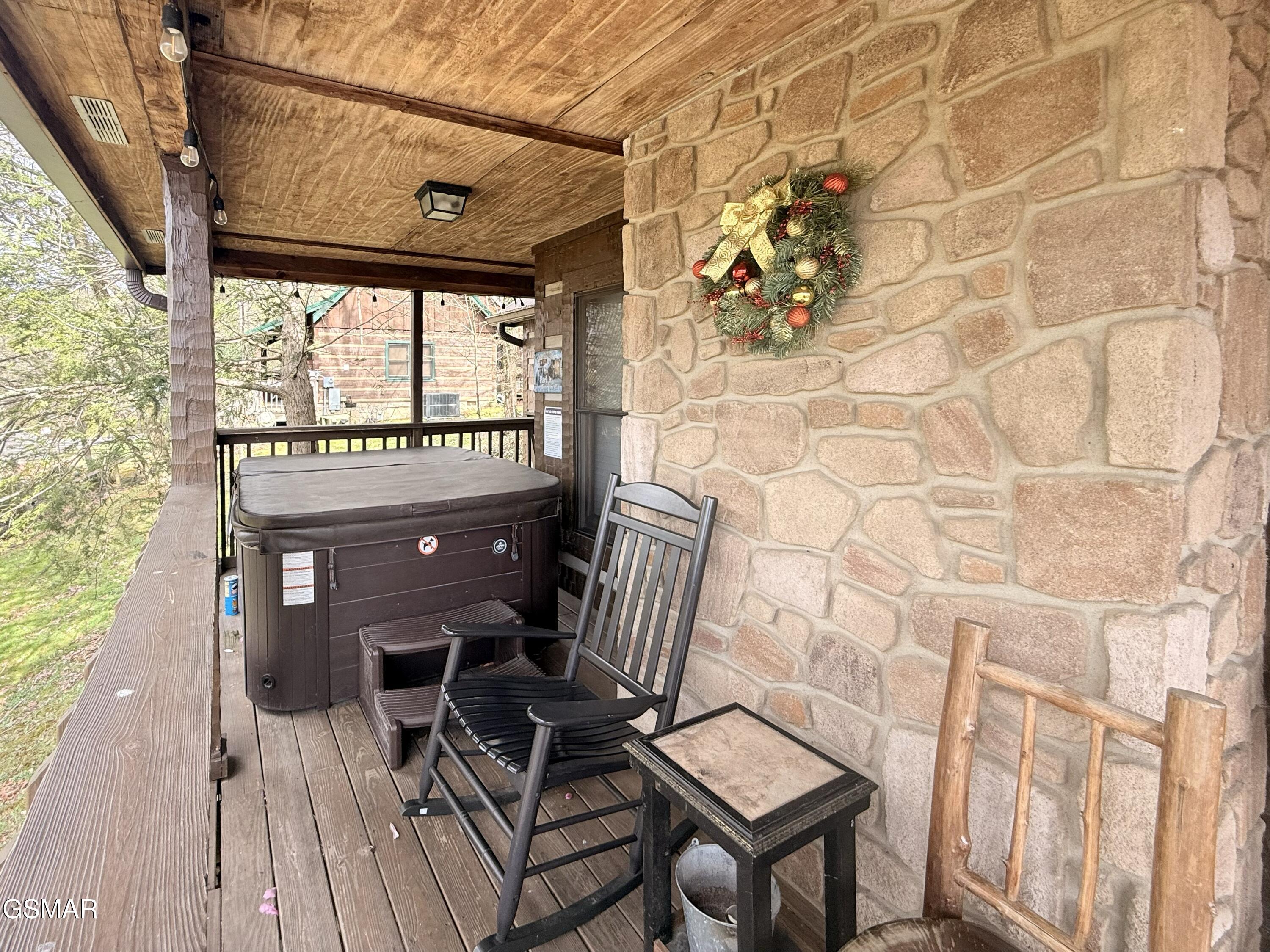 140 Smoky Mountain Way Sevierville TN 37876
