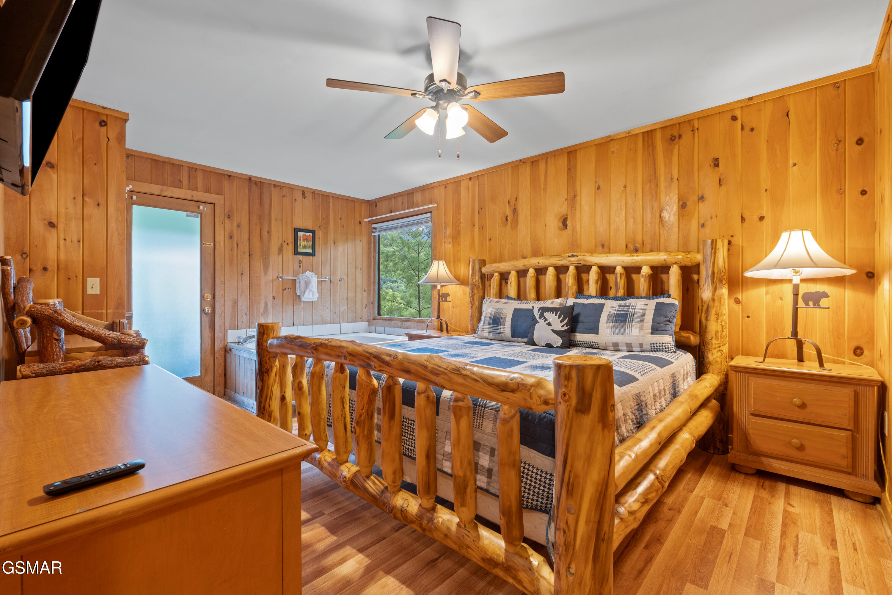 2050 Abbey Lane Way Sevierville TN 37862
