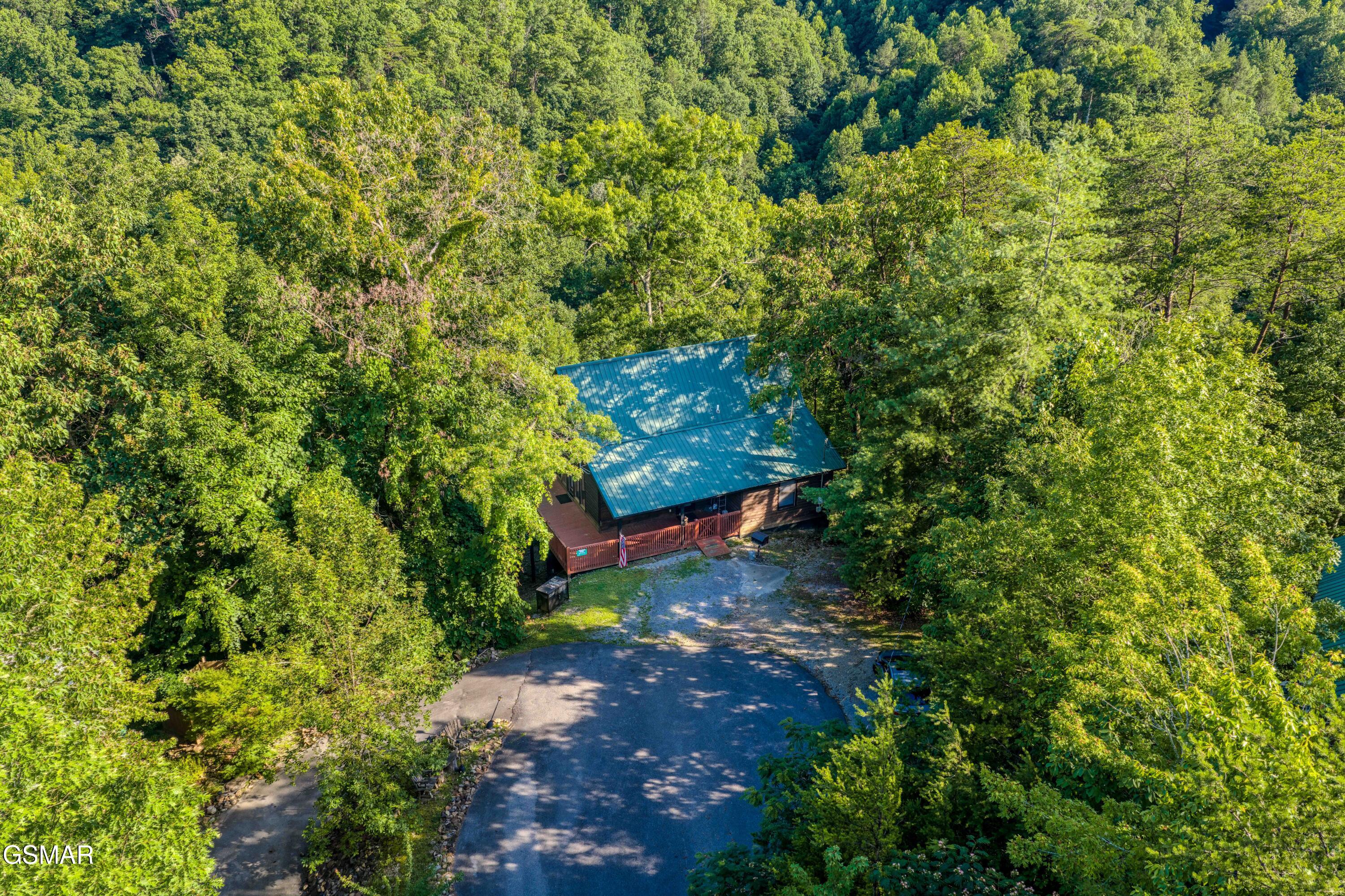 2050 Abbey Lane Way Sevierville TN 37862