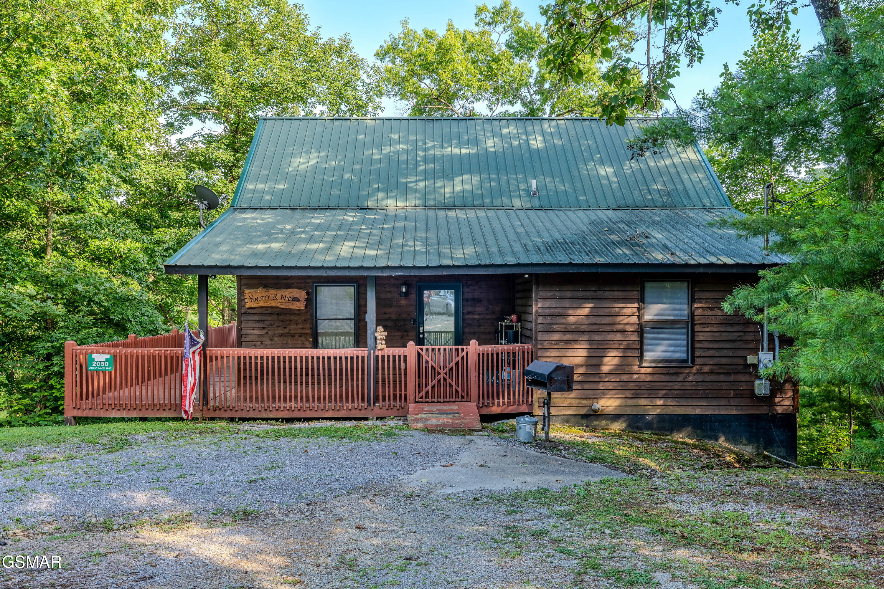 2050 Abbey Lane Way Sevierville TN 37862