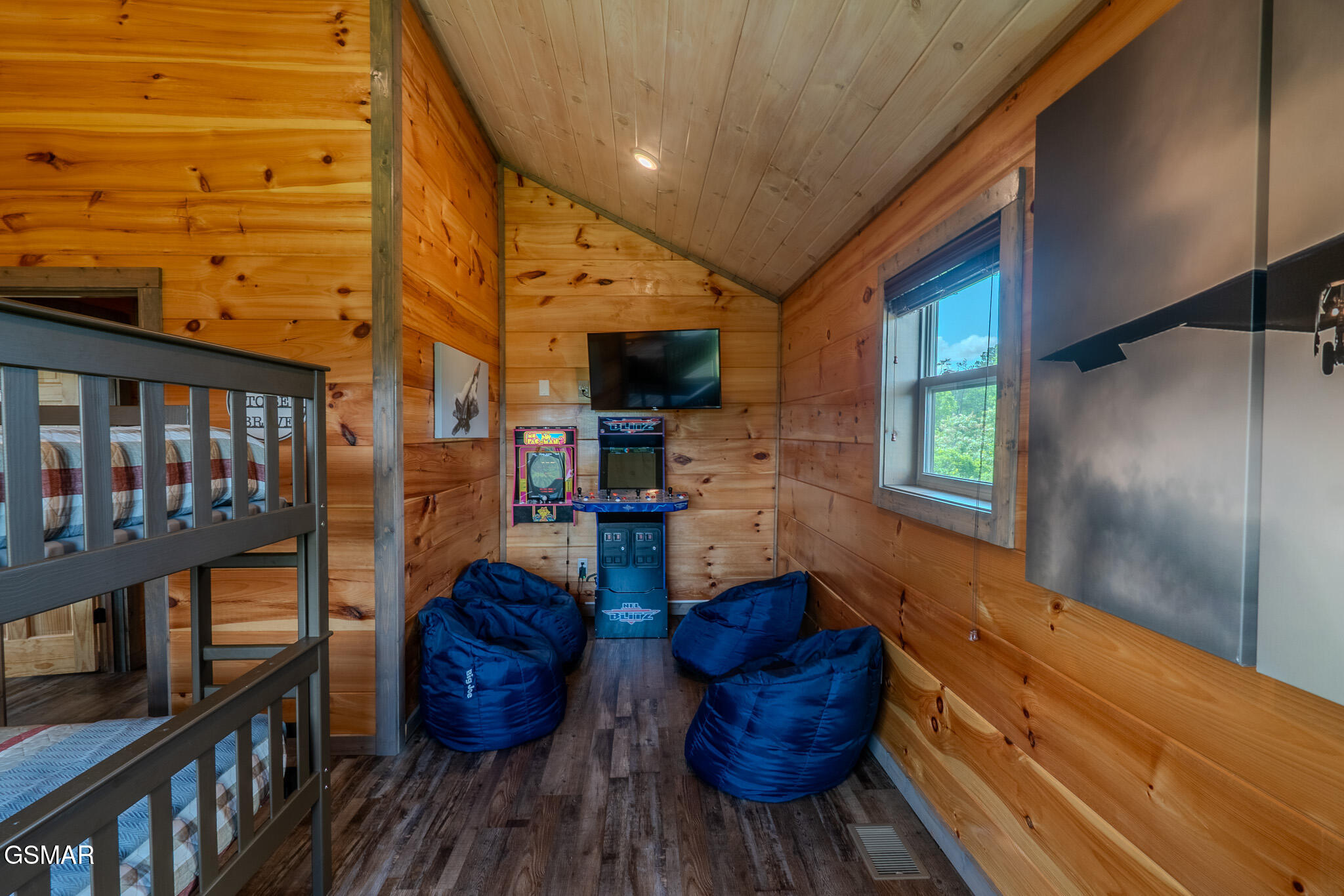 242 Lily Jo Way Sevierville TN 37876