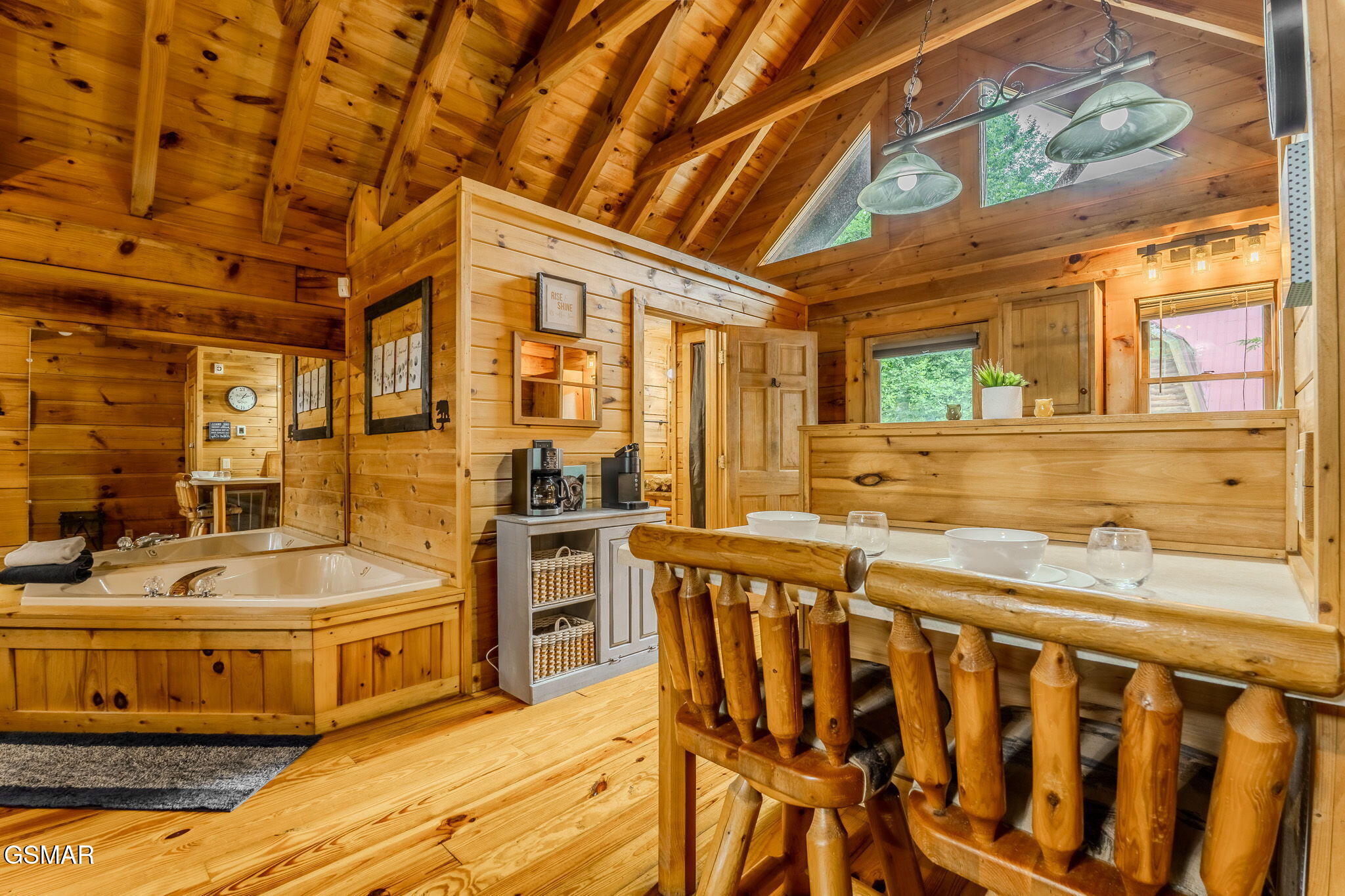 505 Hoot Owl Way Gatlinburg TN 37738