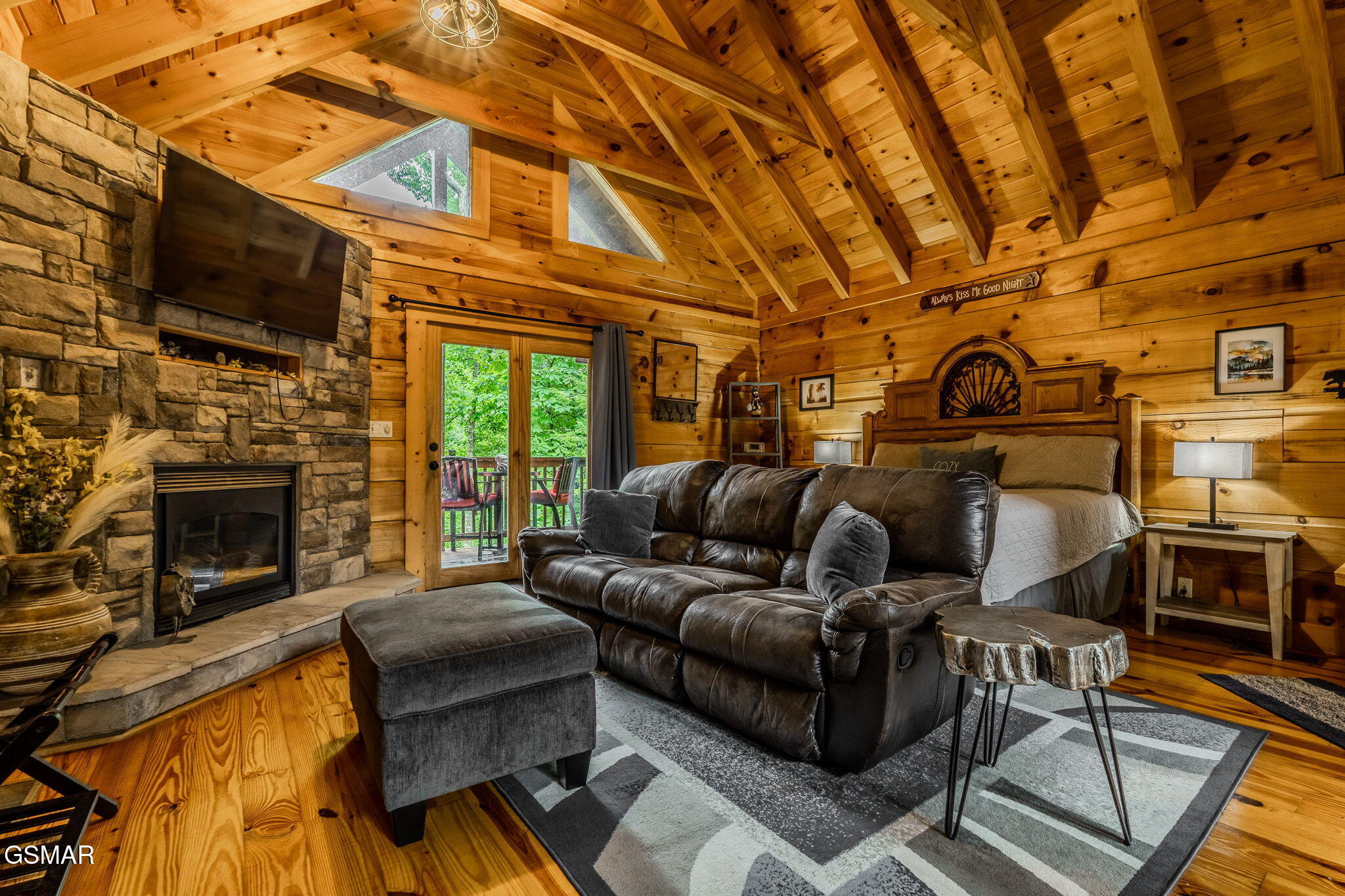 505 Hoot Owl Way Gatlinburg TN 37738