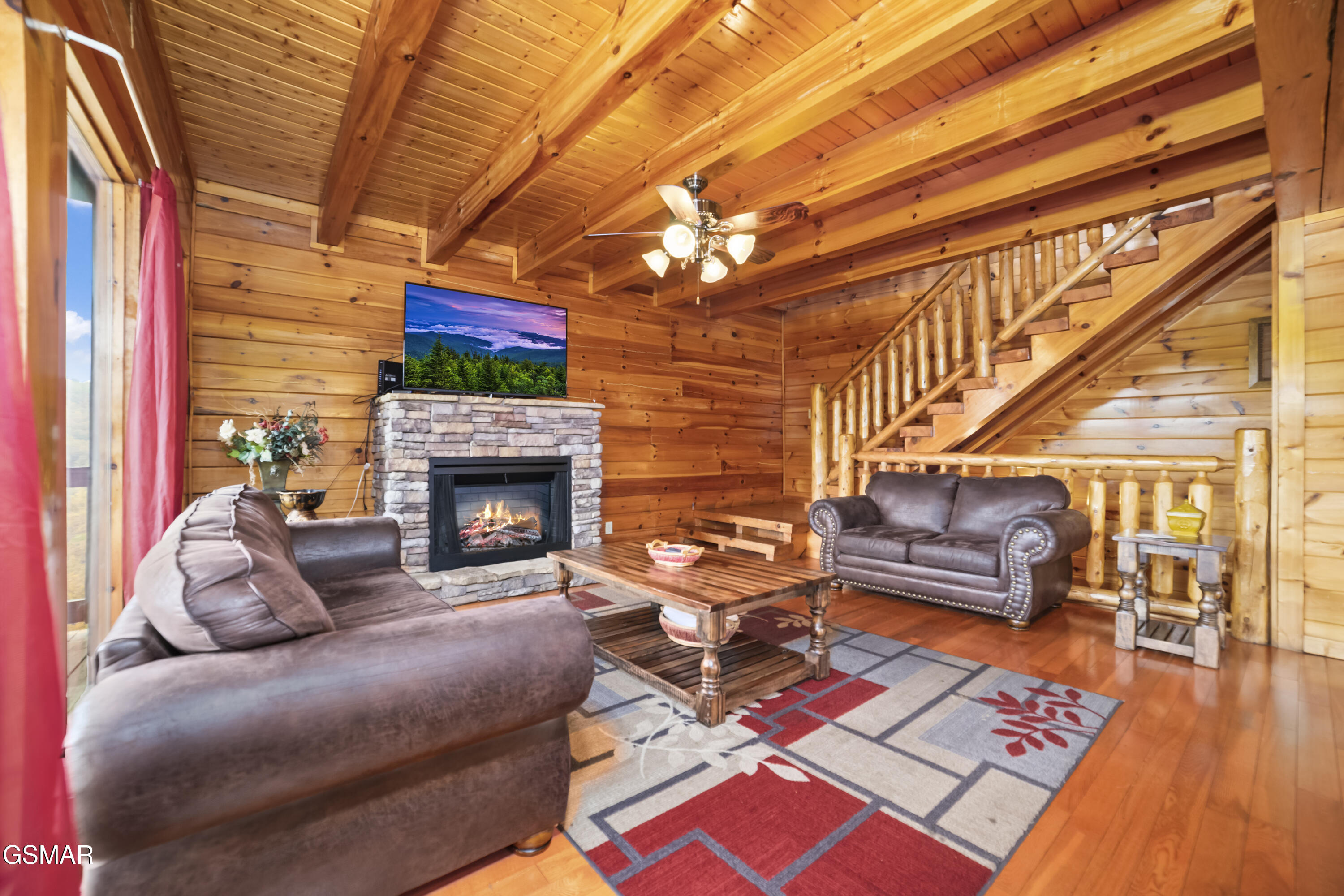 1447 Eagle Cloud Way Sevierville TN 37862