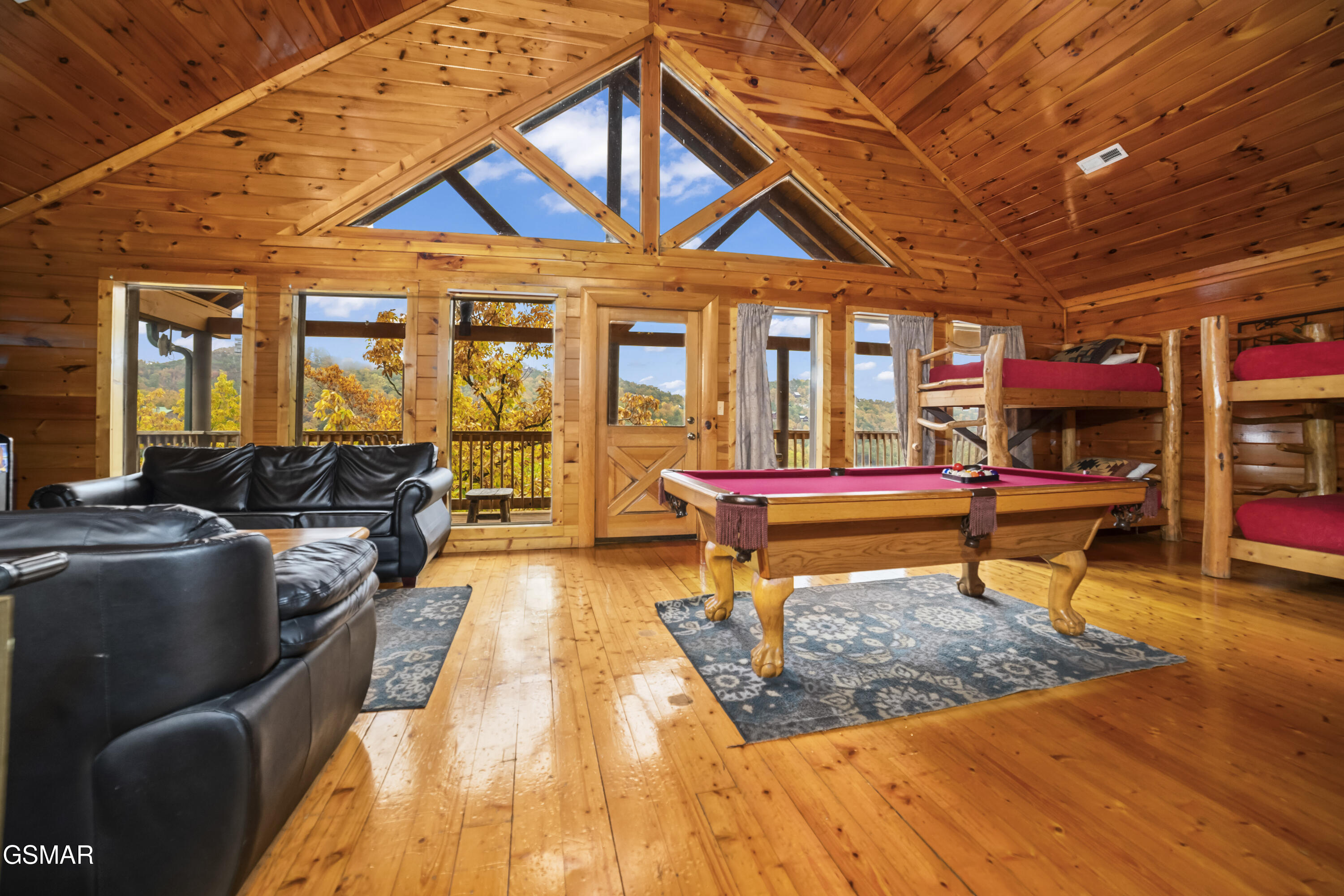 1447 Eagle Cloud Way Sevierville TN 37862