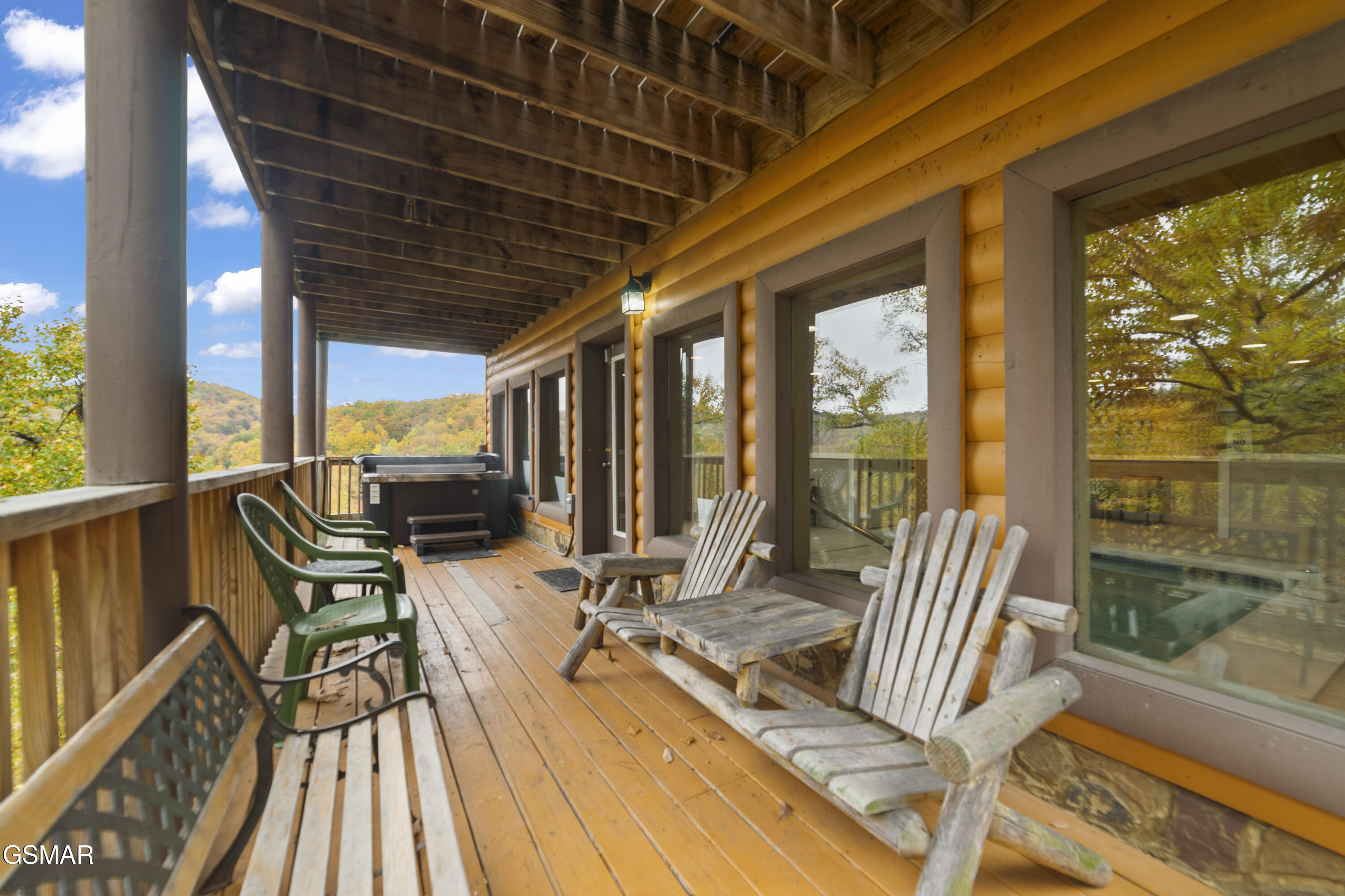 1447 Eagle Cloud Way Sevierville TN 37862