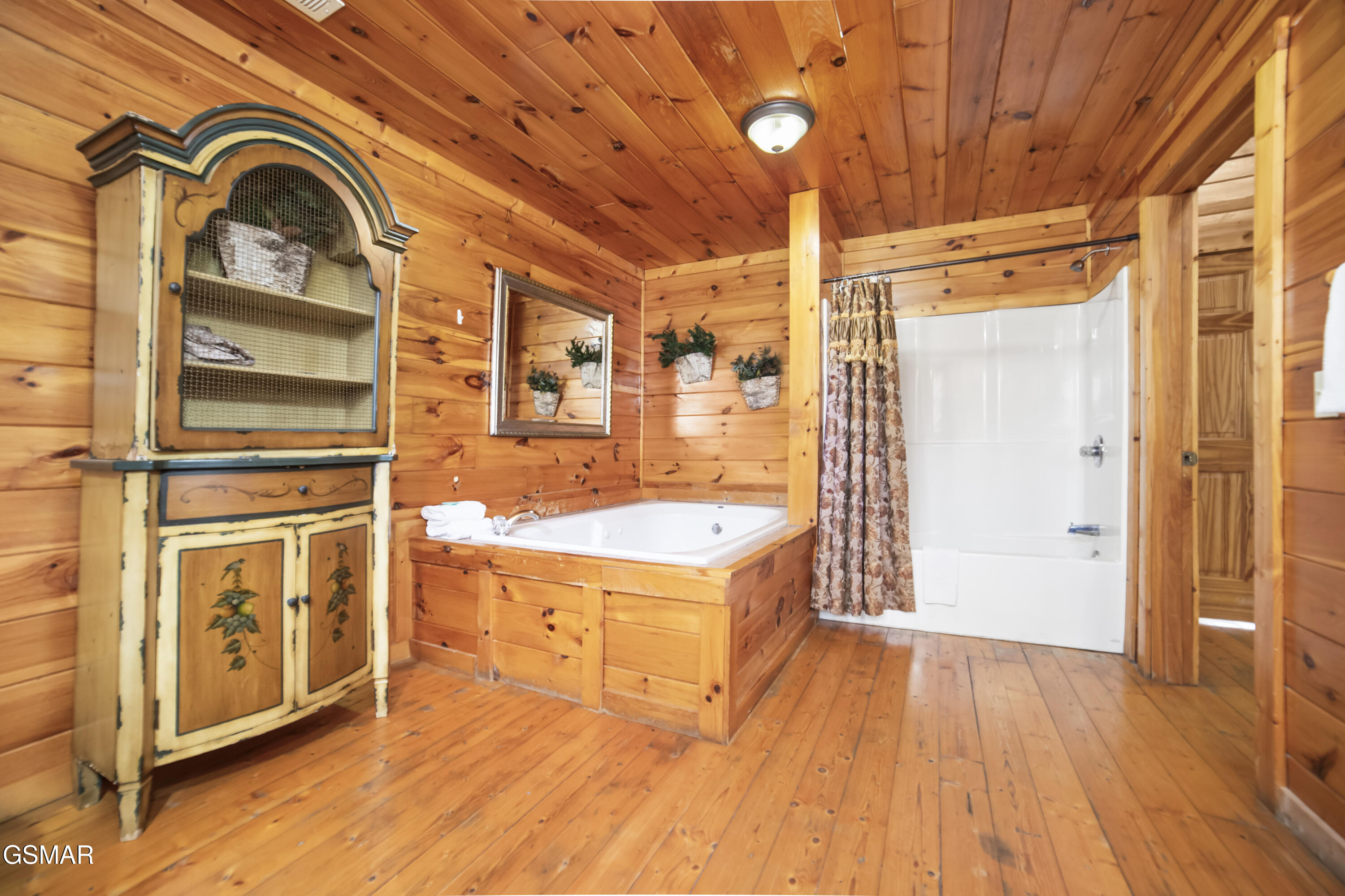 1447 Eagle Cloud Way Sevierville TN 37862