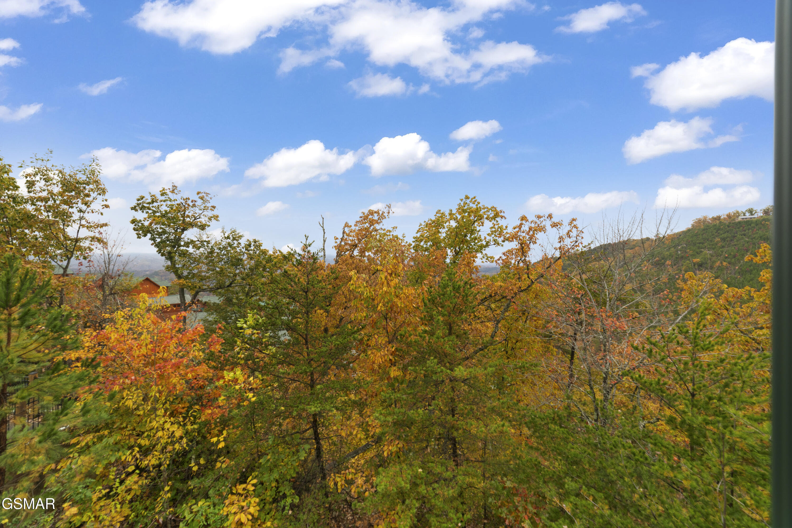 1447 Eagle Cloud Way Sevierville TN 37862