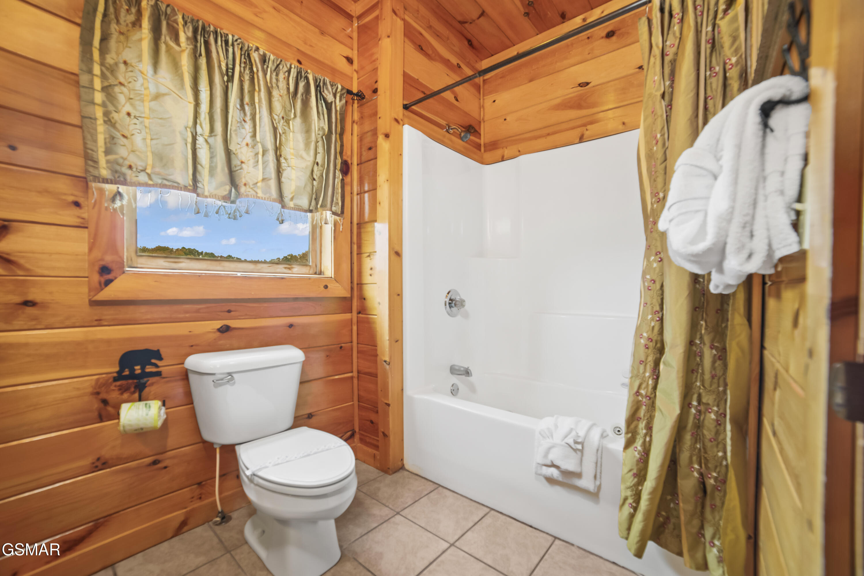 1447 Eagle Cloud Way Sevierville TN 37862