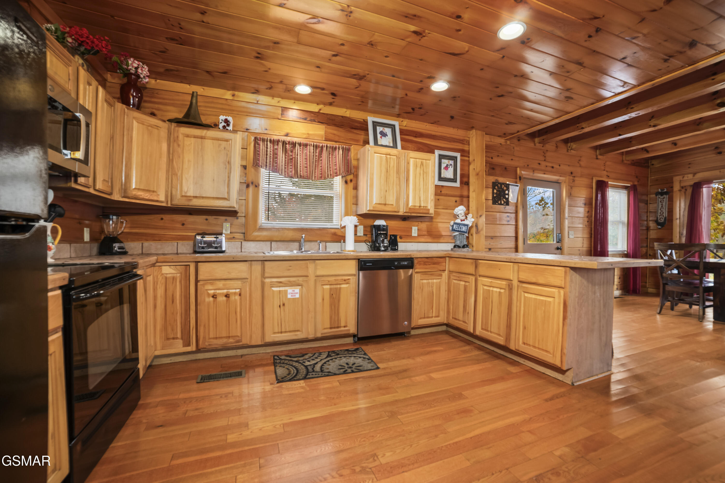 1447 Eagle Cloud Way Sevierville TN 37862