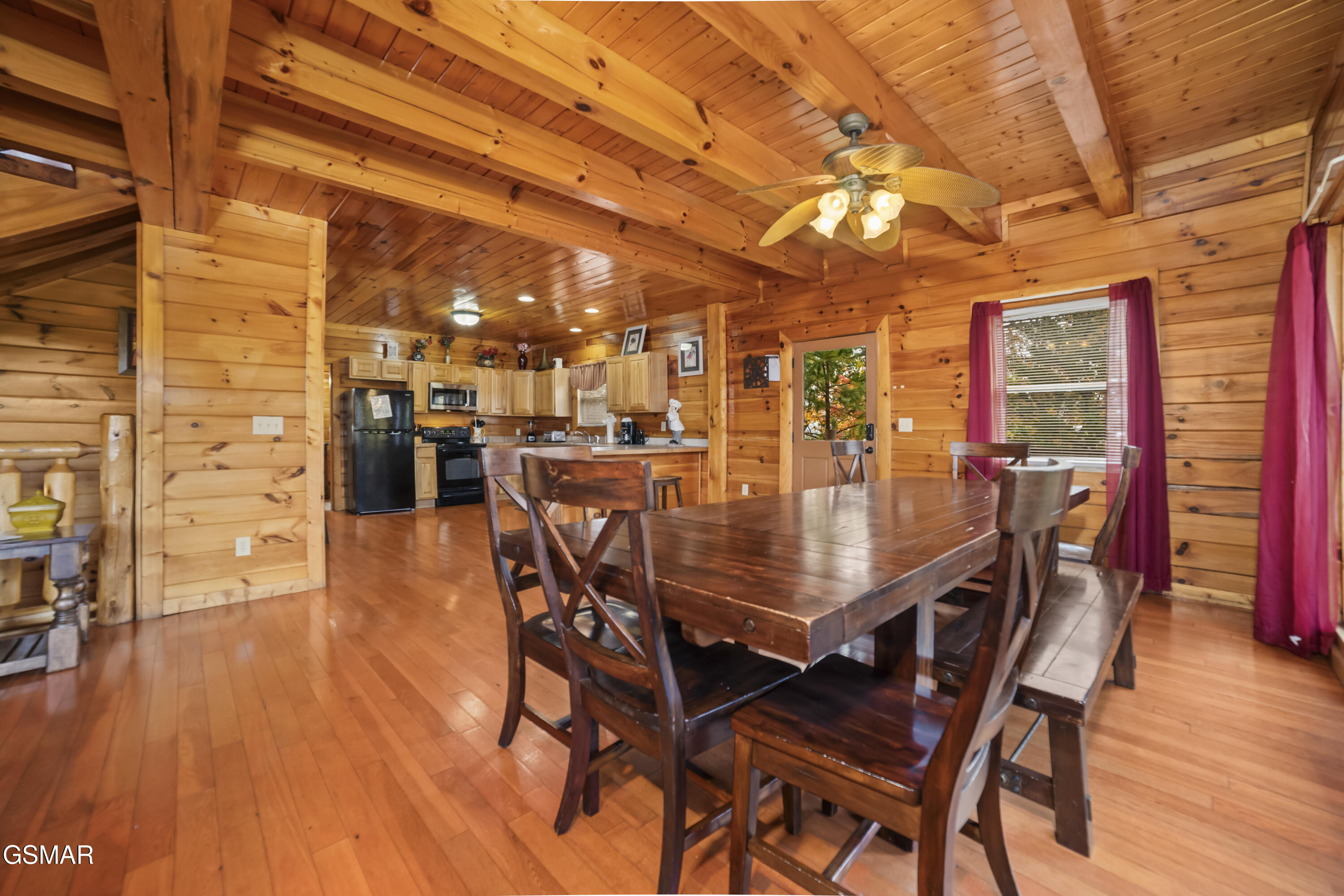 1447 Eagle Cloud Way Sevierville TN 37862