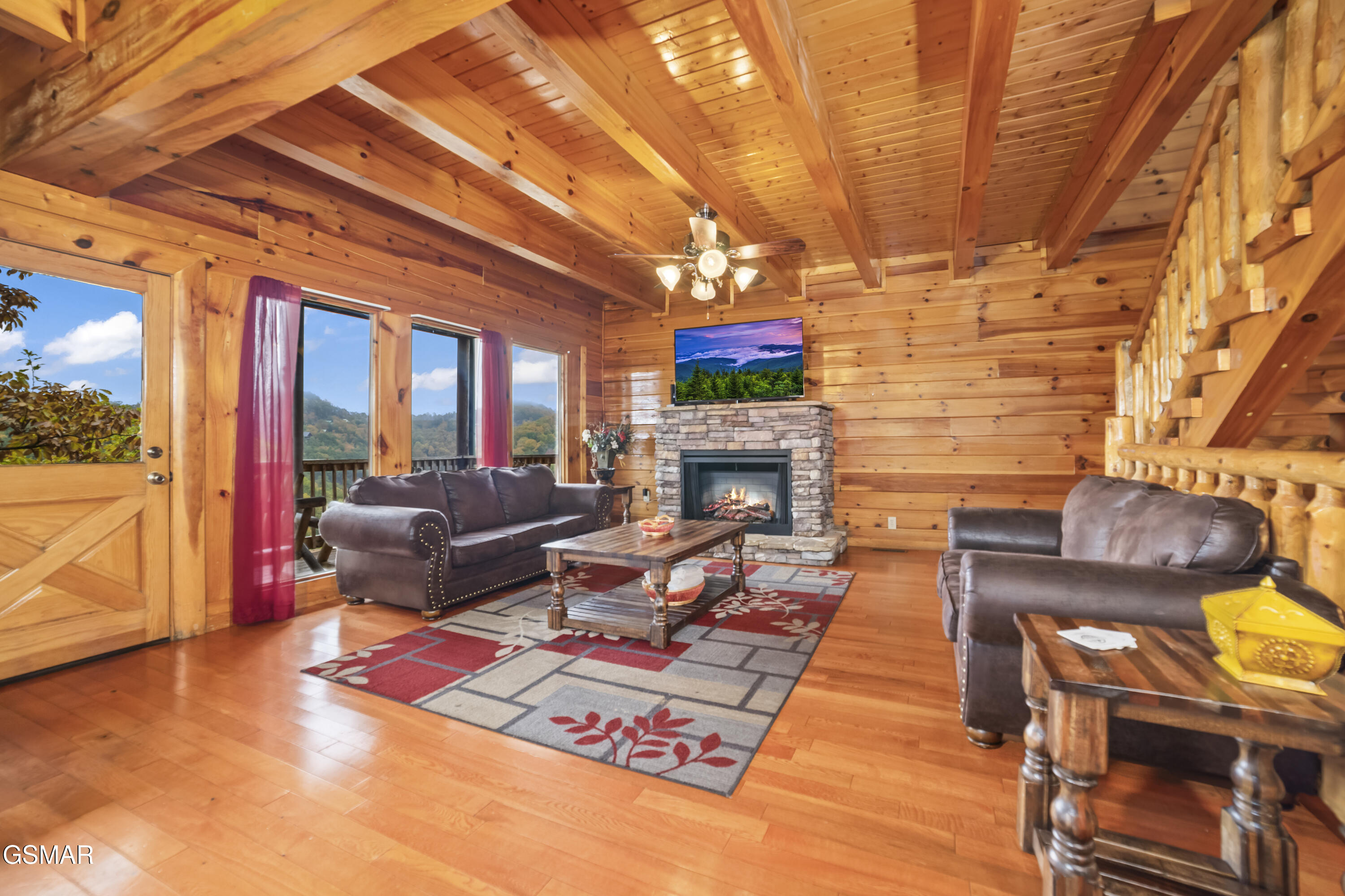 1447 Eagle Cloud Way Sevierville TN 37862