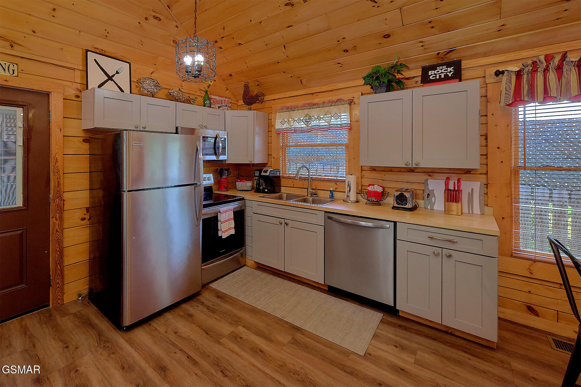 260 Moose Ridge Way Pigeon Forge TN 37863