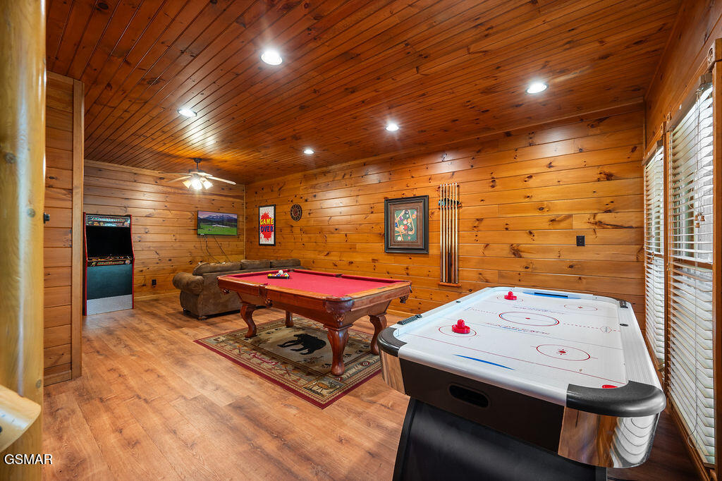 834 Great Smoky Way Gatlinburg TN 37738