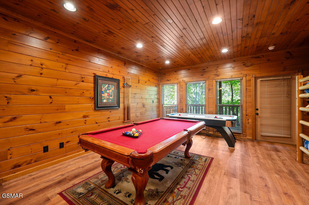 834 Great Smoky Way Gatlinburg TN 37738