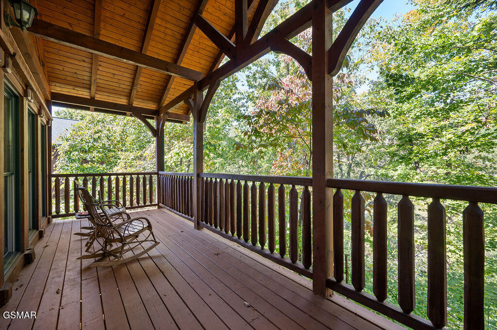 834 Great Smoky Way Gatlinburg TN 37738