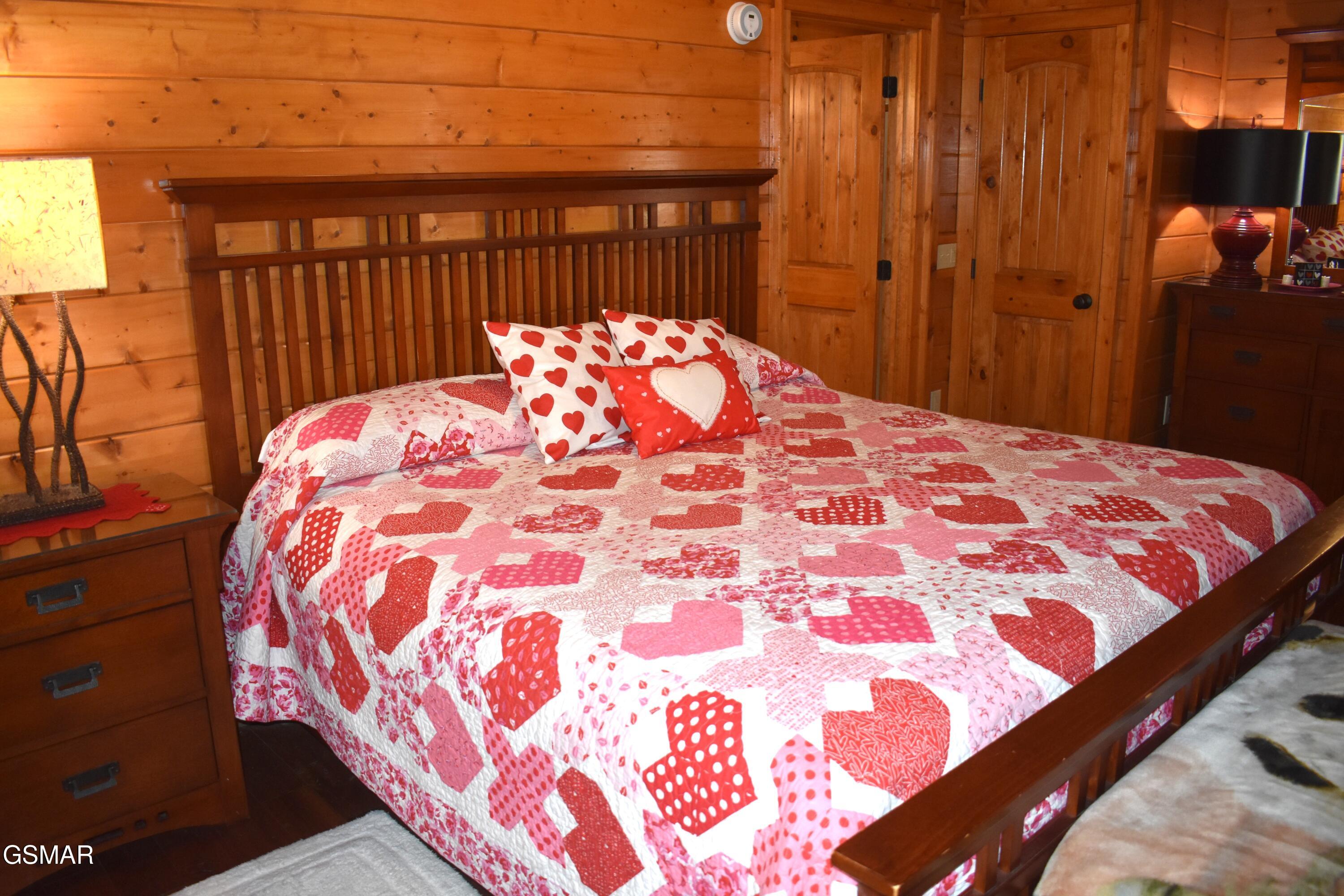 2910 Piney Ridge Way Sevierville TN 37862