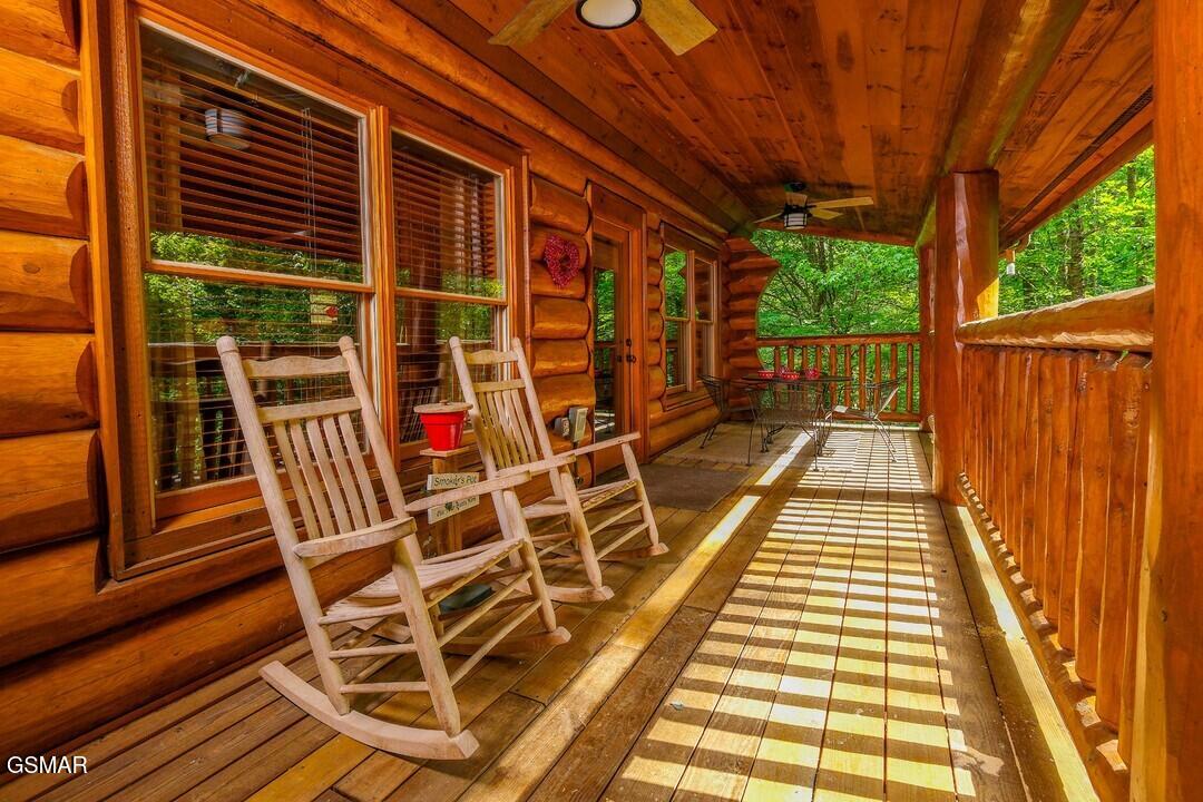2910 Piney Ridge Way Sevierville TN 37862