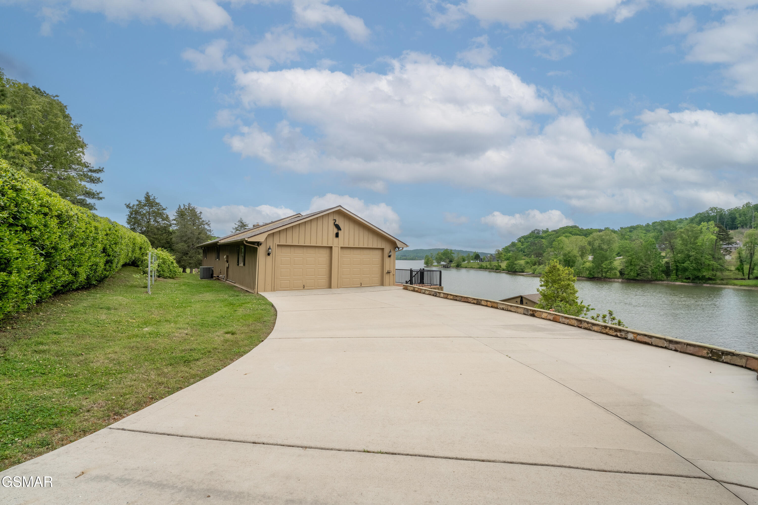 326 Chamberlain Cove Road Kingston TN 37763