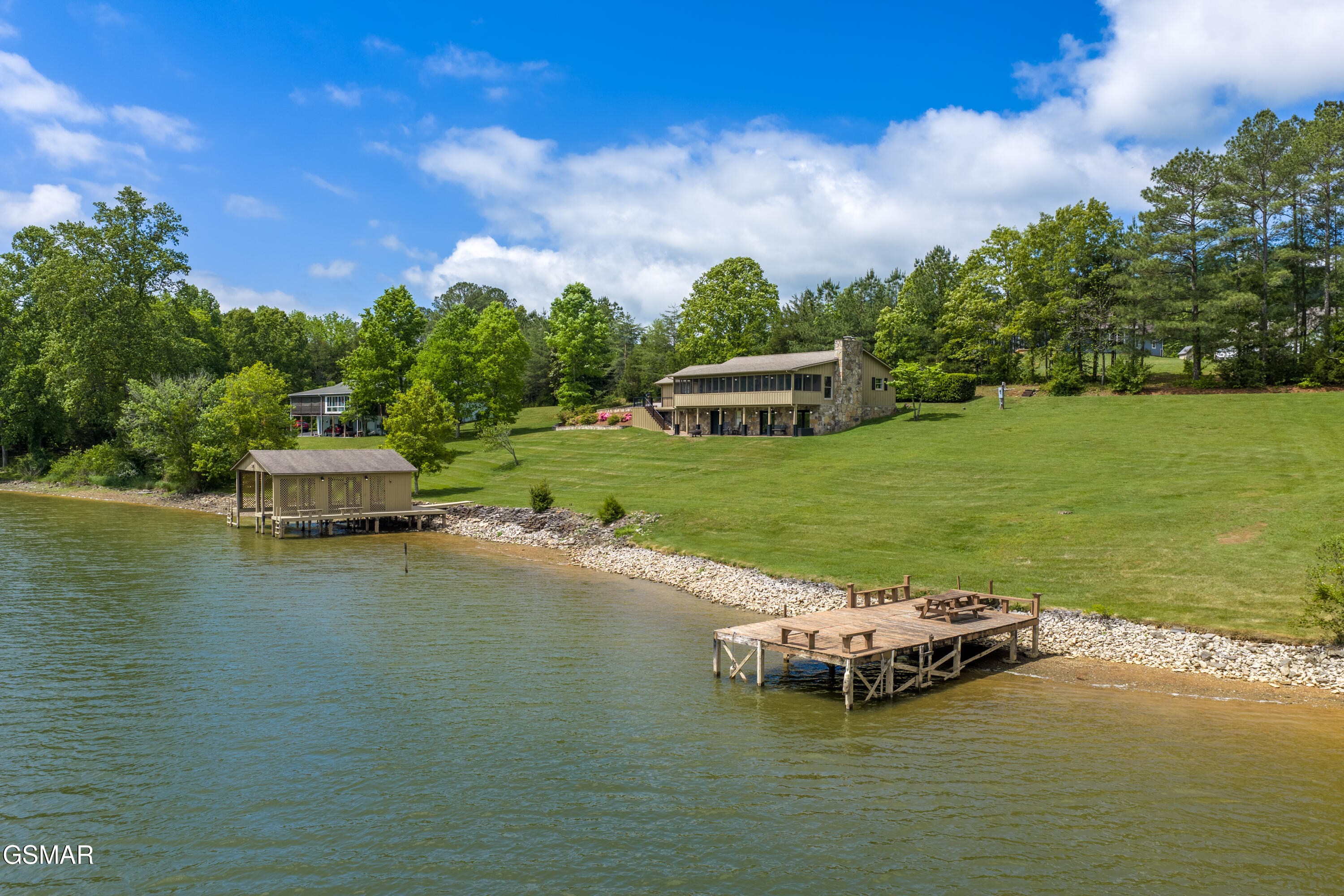 326 Chamberlain Cove Road Kingston TN 37763