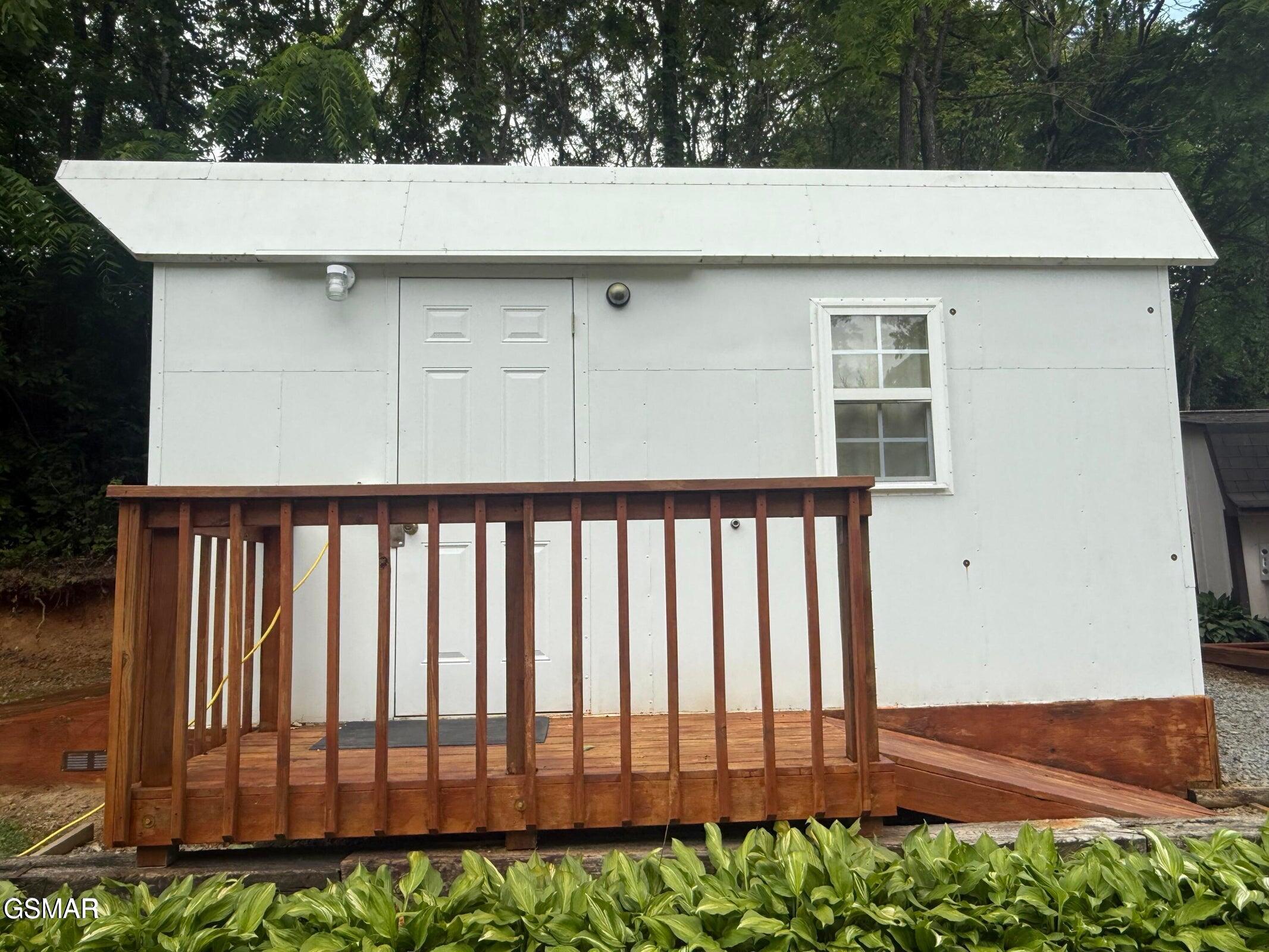 1365 Lower English Creek Road Newport TN 37821