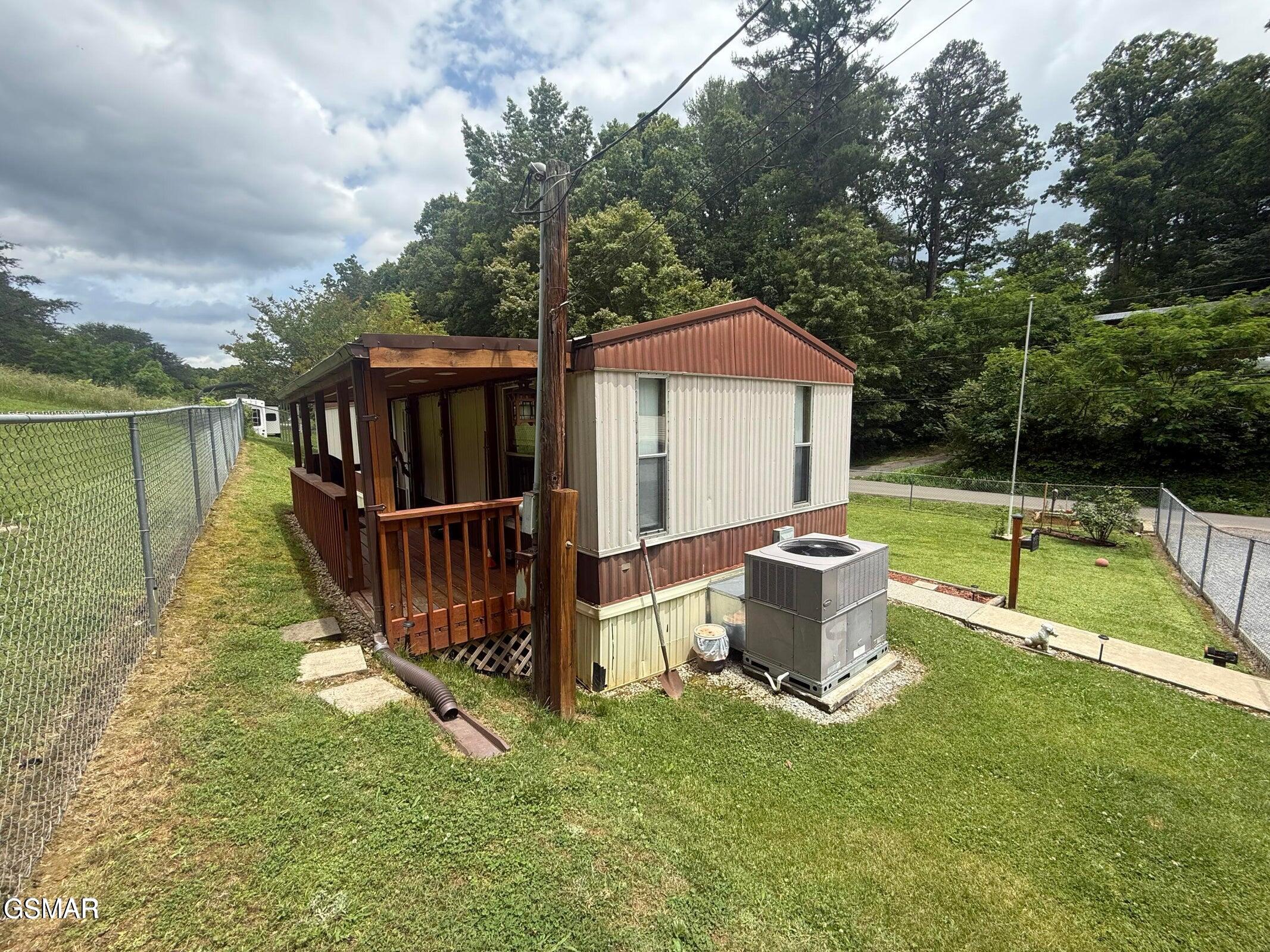 1365 Lower English Creek Road Newport TN 37821