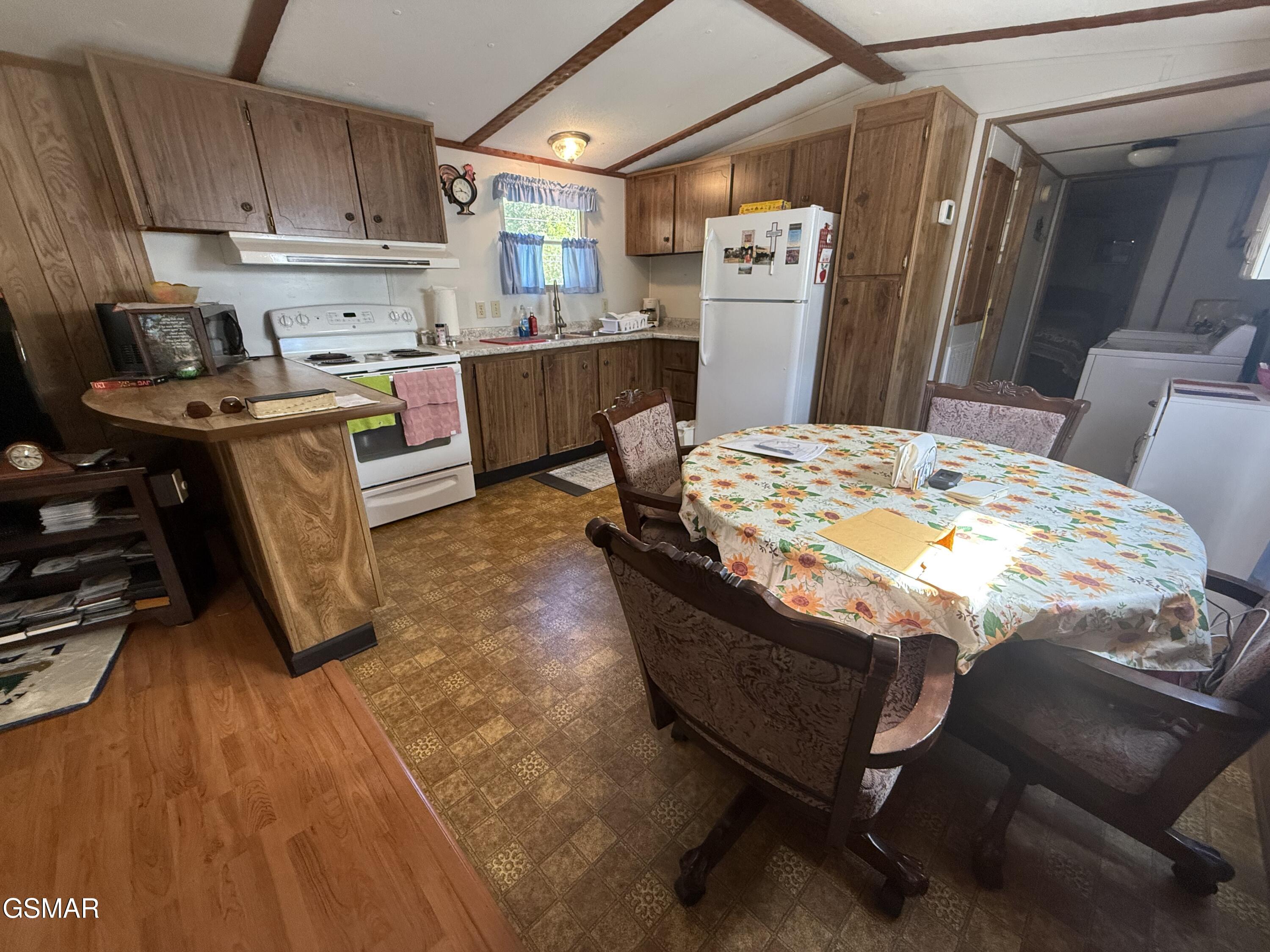 1365 Lower English Creek Road Newport TN 37821