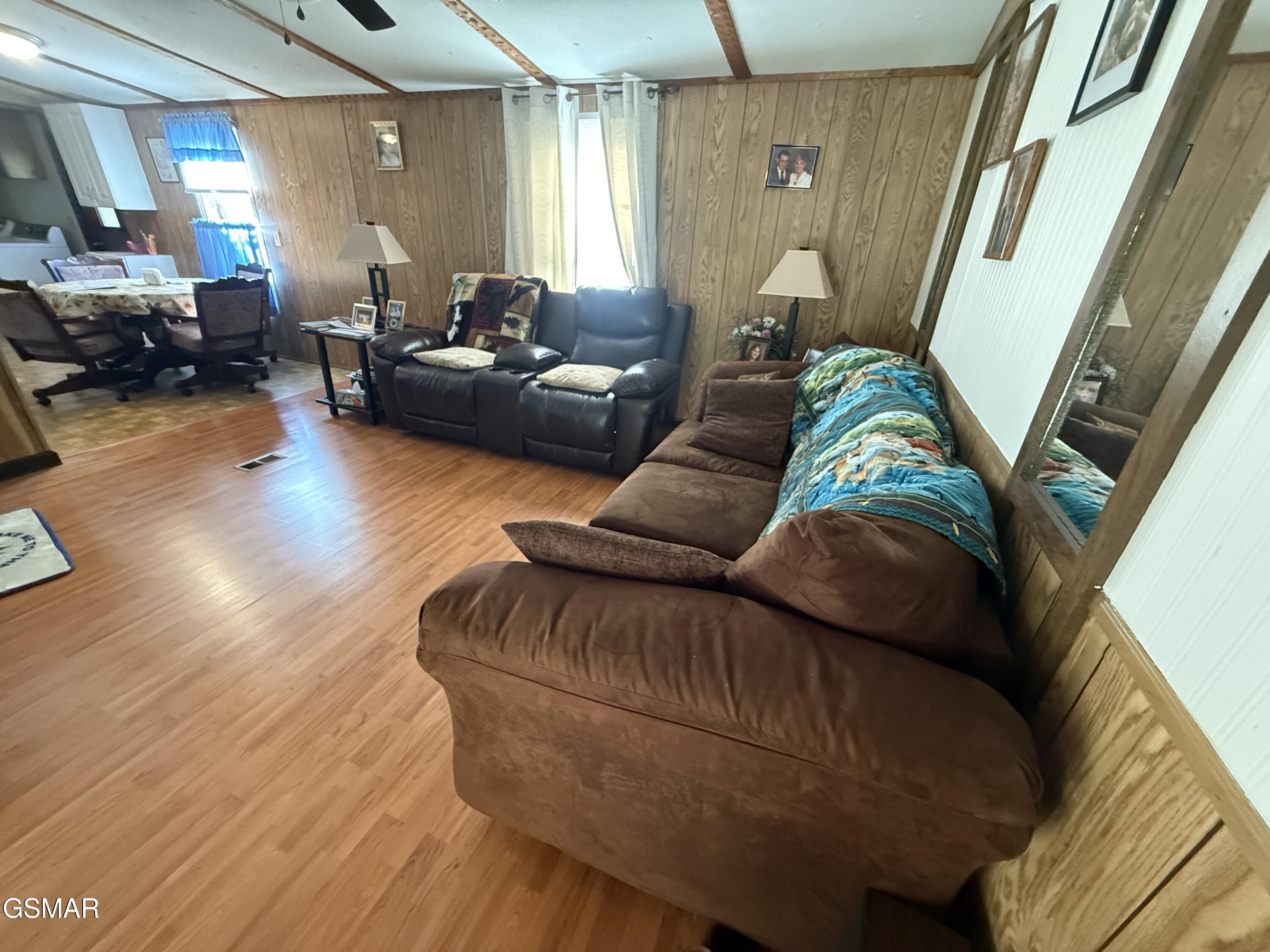 1365 Lower English Creek Road Newport TN 37821